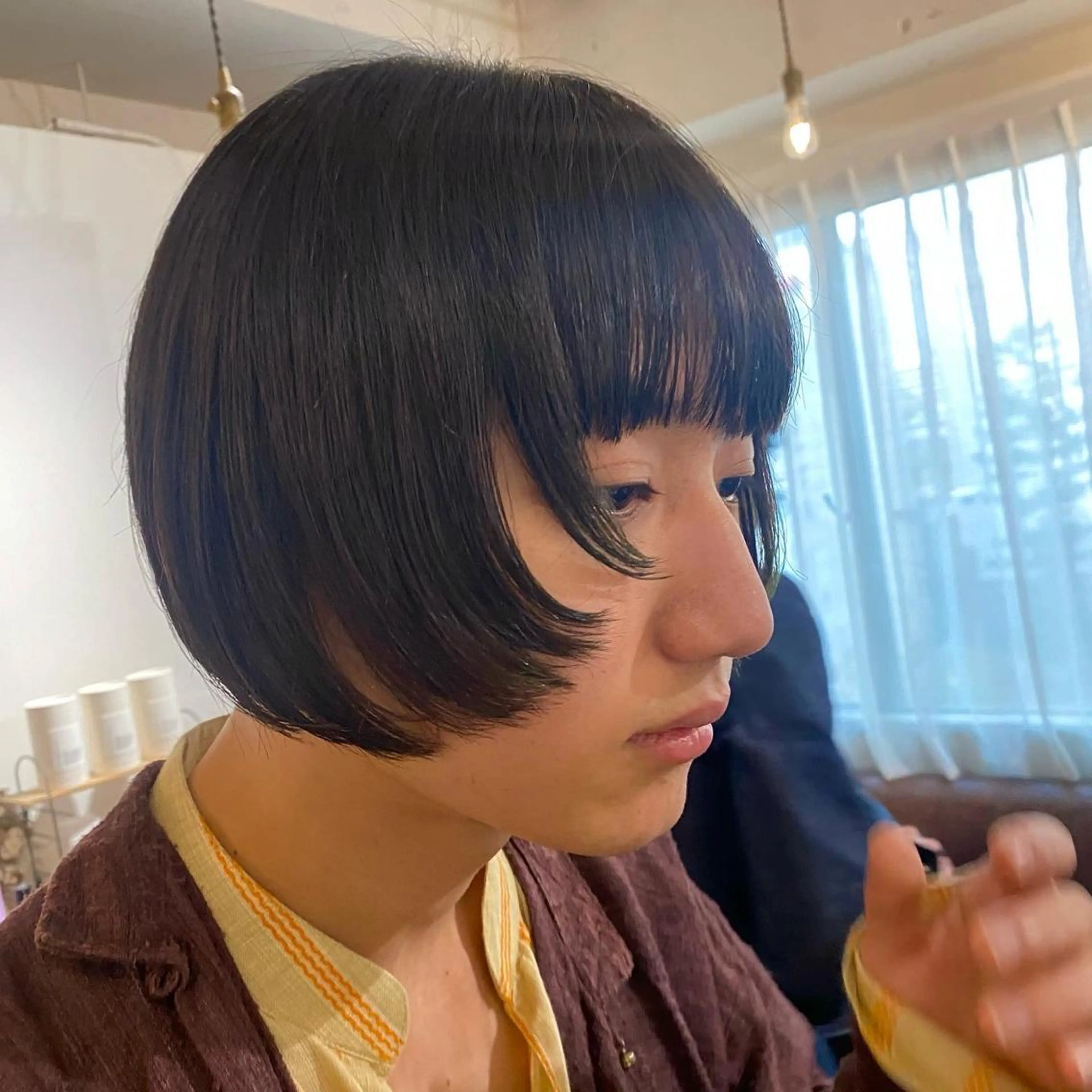 ショート カラー カット ヘアカラー トリートメント 梅田ハイトーン チダ ヒナノのヘアスタイル