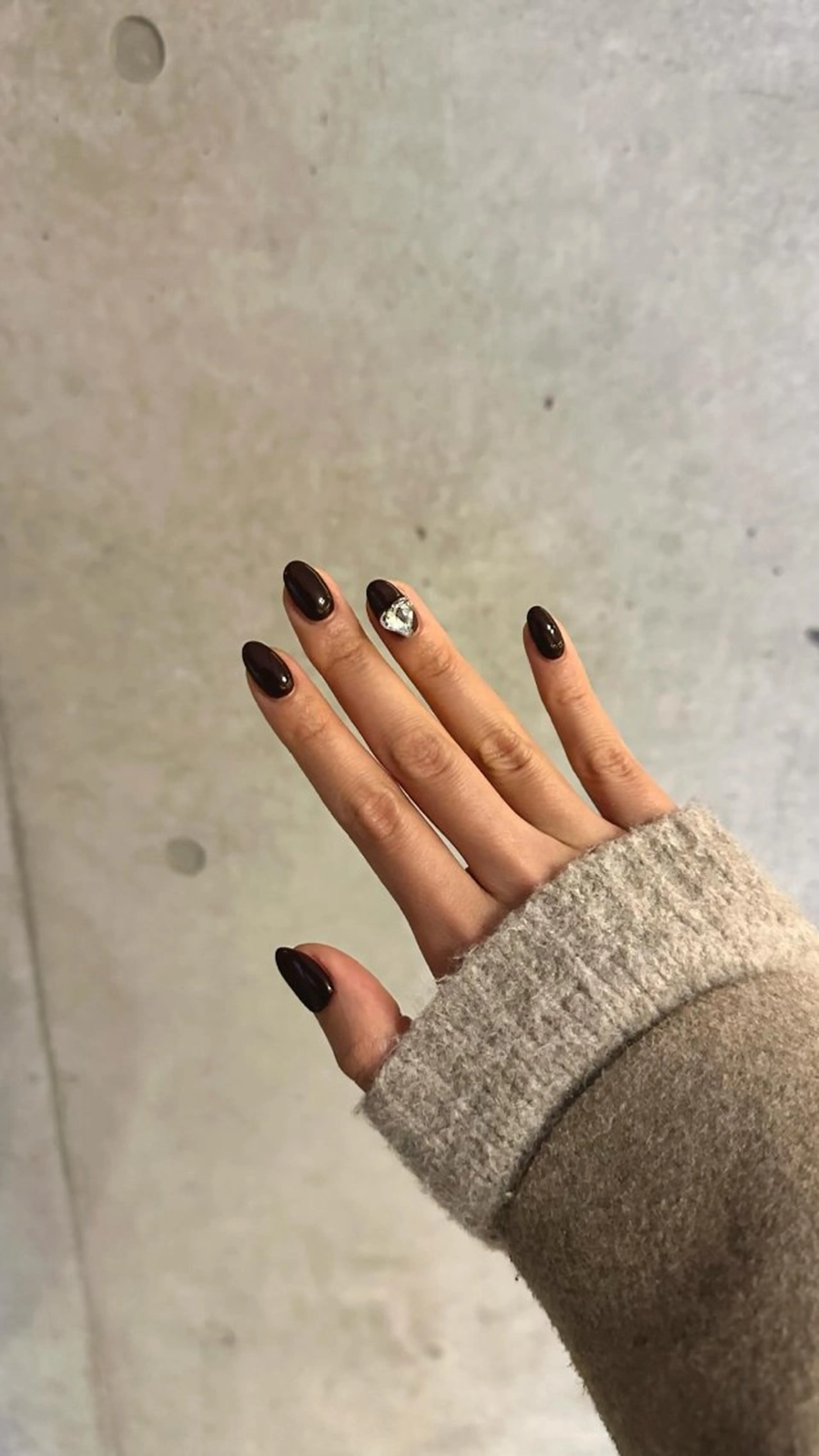 ネイル ボルドー ハート 持ち込み ワンカラーネイル バレンタイン ハンドネイル ハンドケア Charme. NOBUKOのネイルデザイン