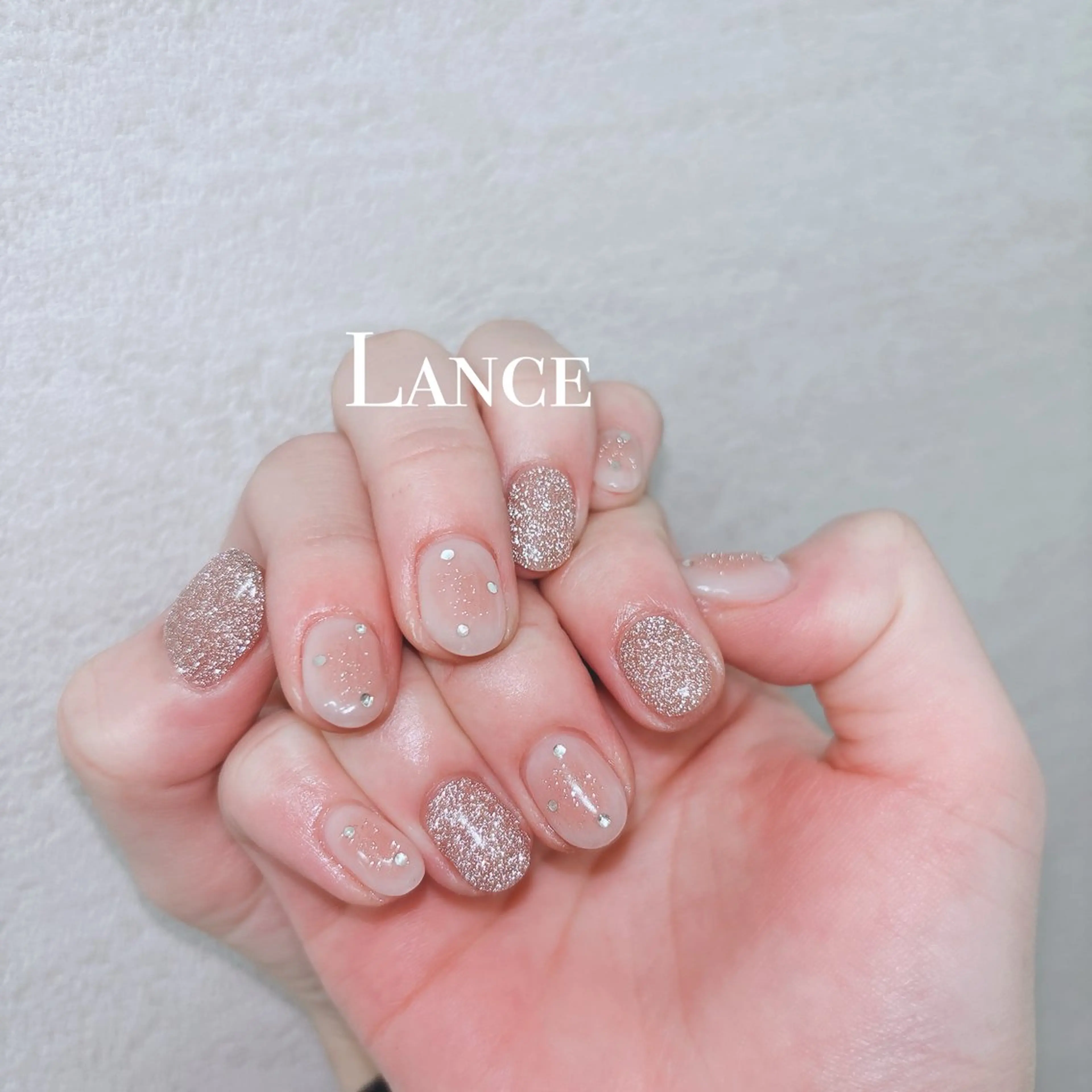 ネイル オーロラネイル フットネイル 氷ネイル・うるうるネイル キラキラネイル 韓国ネイル ハンドネイル Lance nailのネイルデザイン