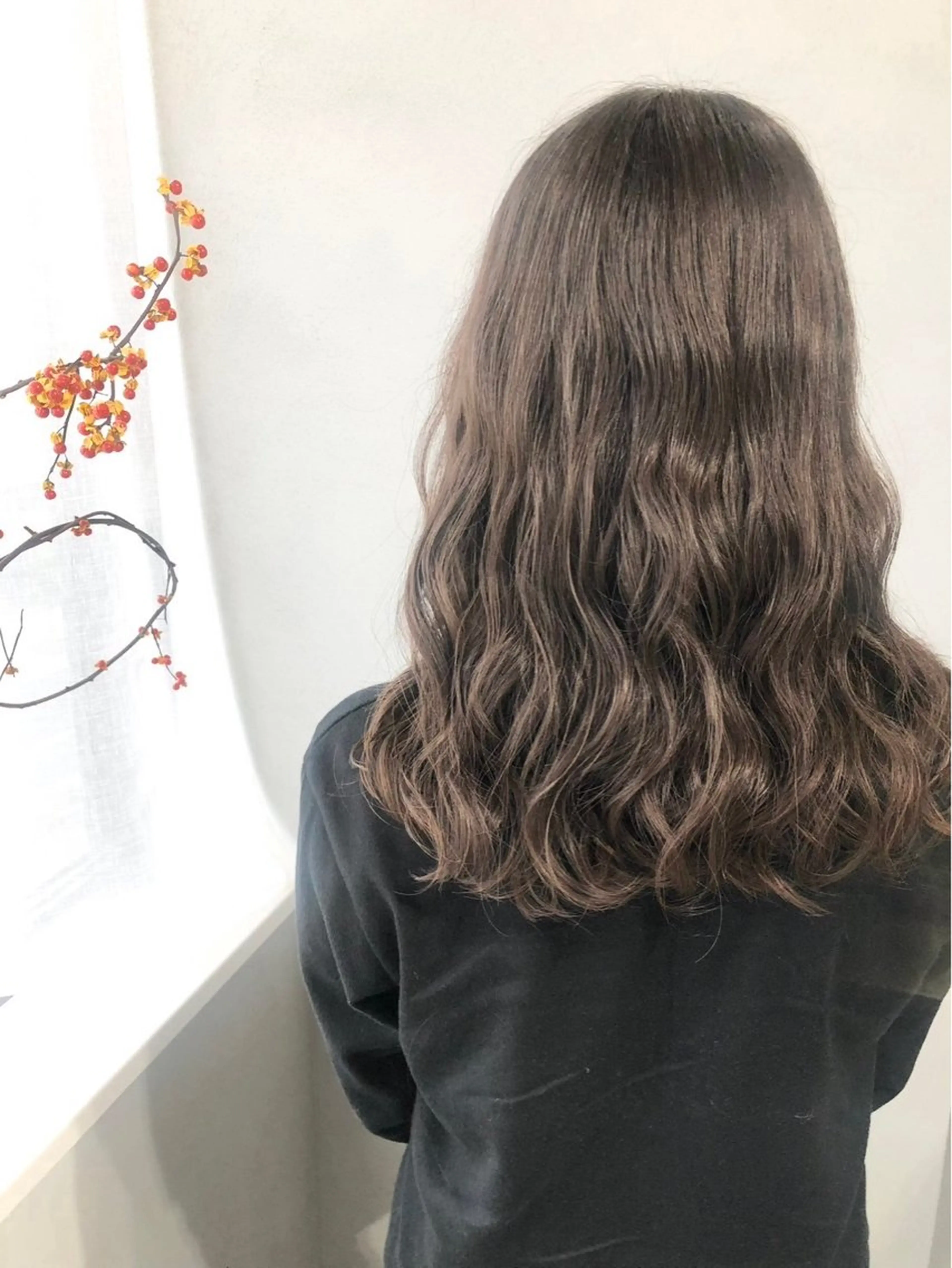 セミロング パーマ セミロングパーマ 髪質改善 縮毛矯正 デジタルパーマ カット パーマ トリートメント 【arc】Ruri コテ巻き風パーマのヘアスタイル