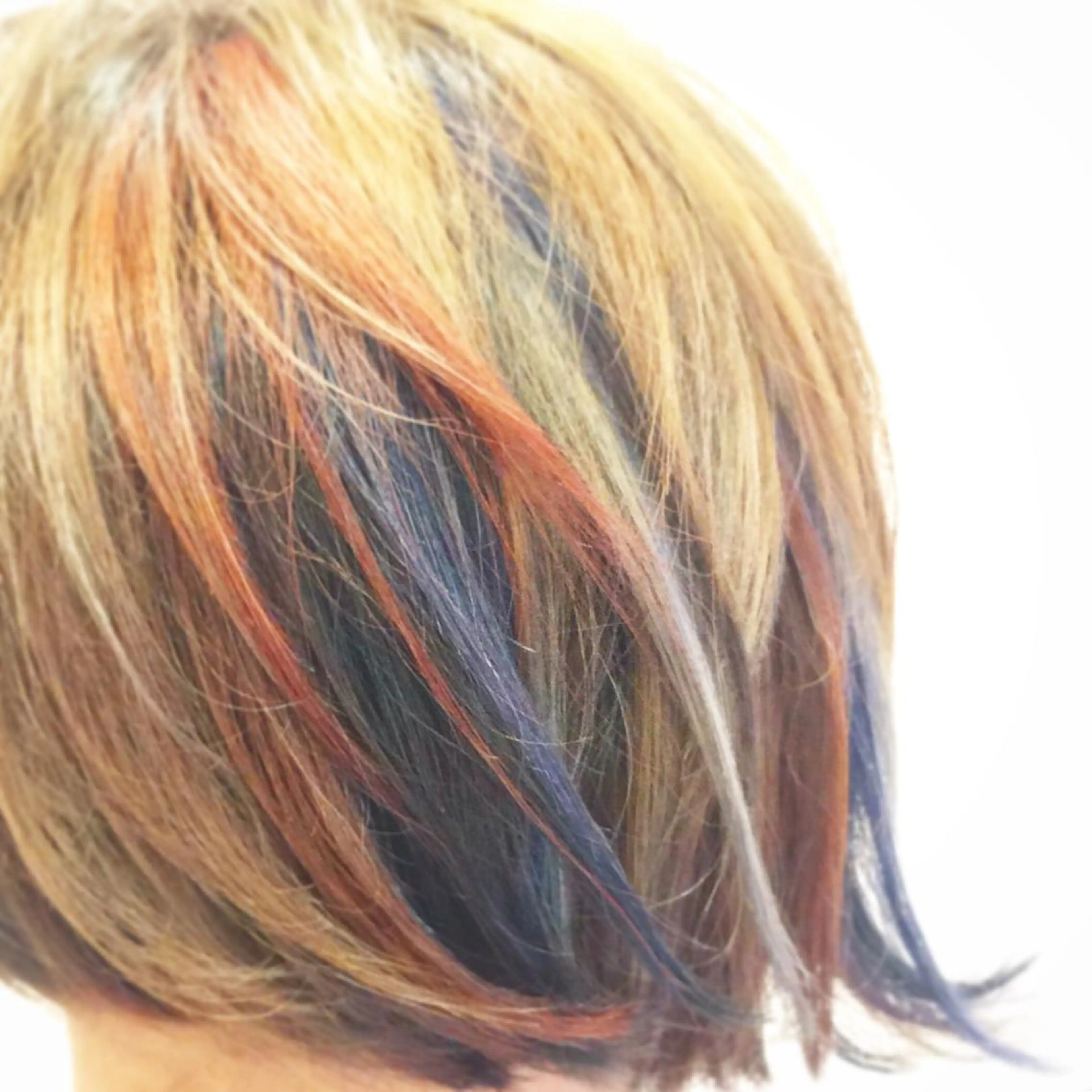 カラー nishimura makotoのヘアスタイル