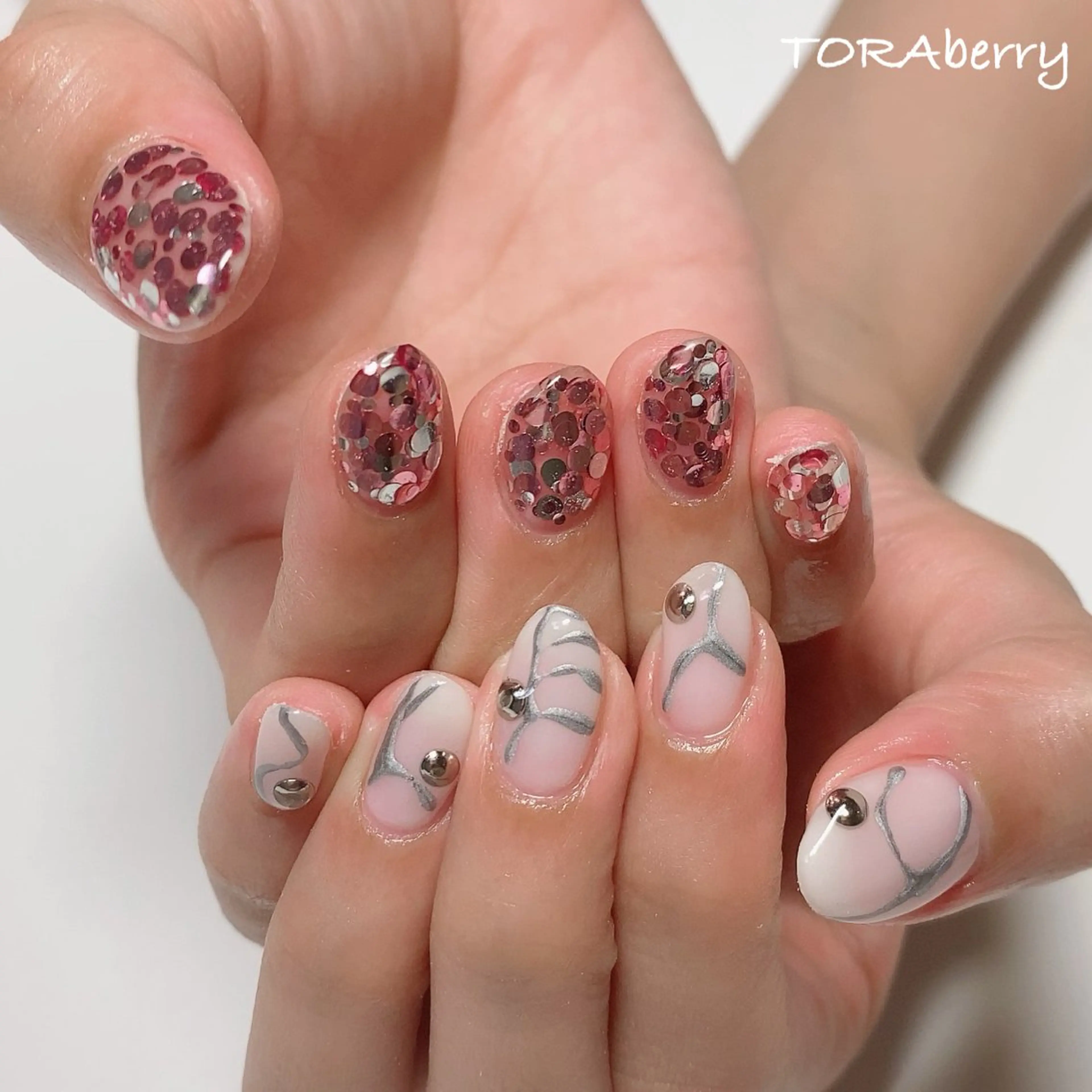 ネイル ネイリスト なつみのネイルデザイン