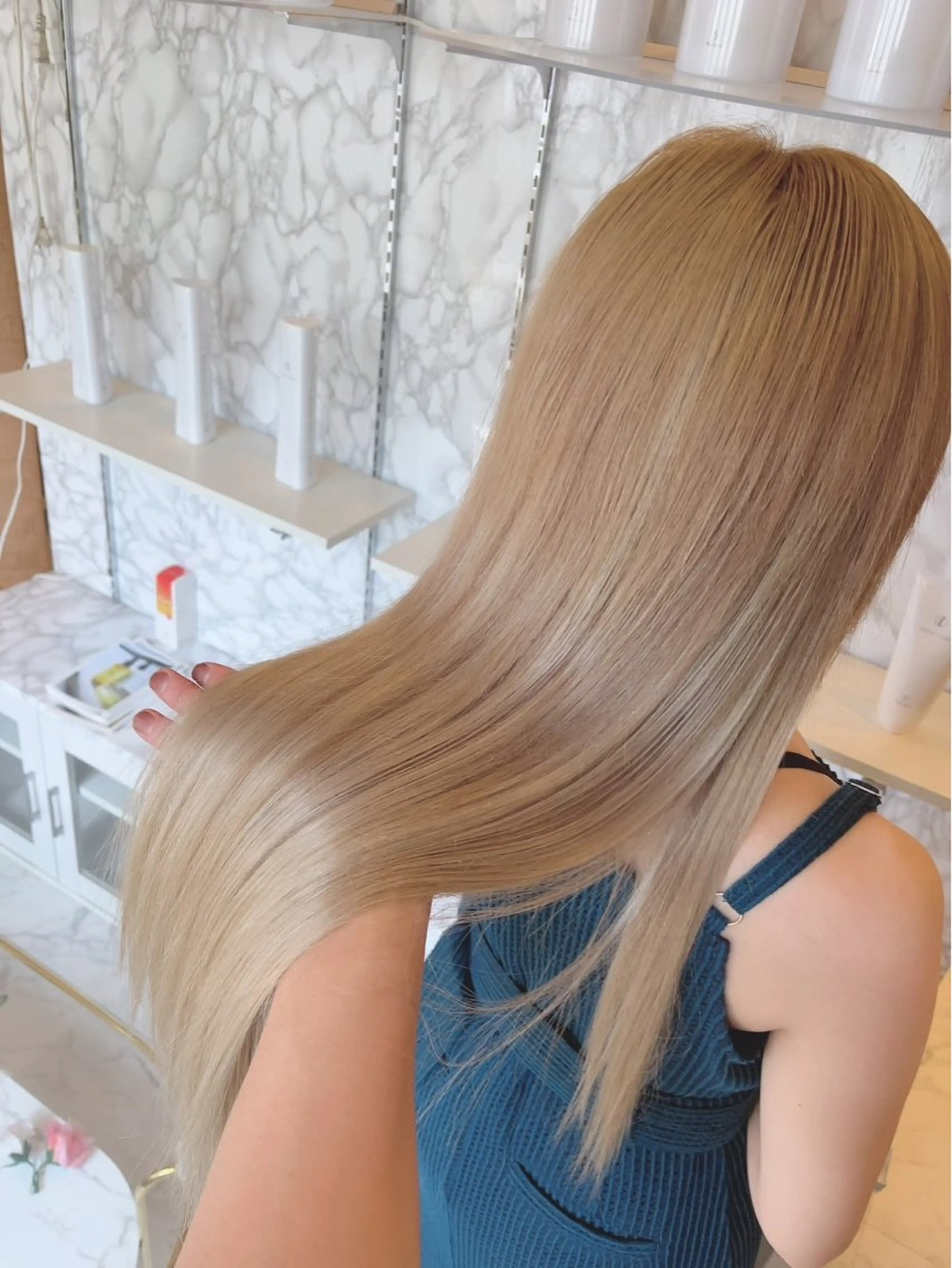 ロング カット ヘアカラー トリートメント 💎JADE GRACE💎のヘアスタイル