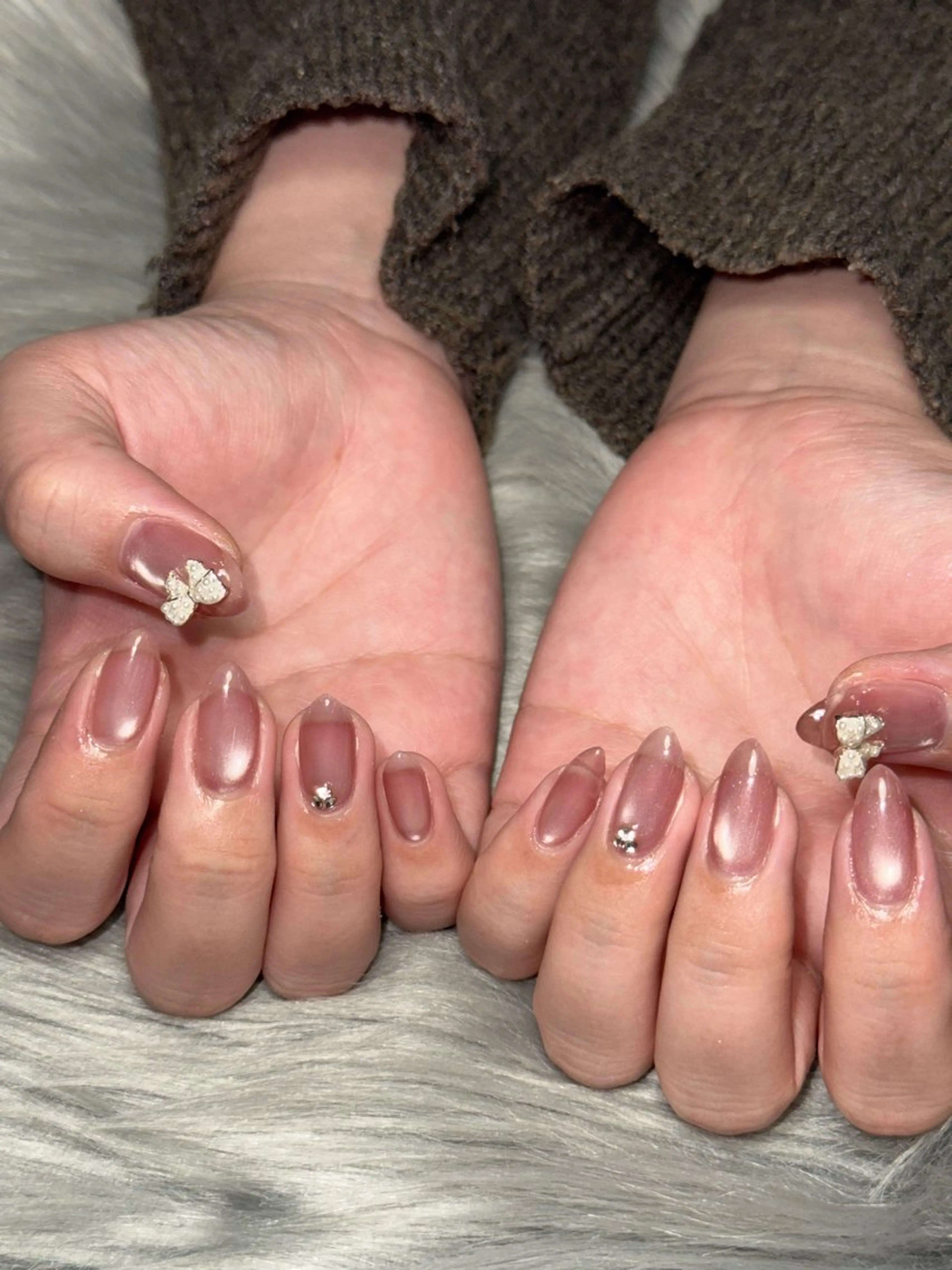 ネイル Momoka 🍑🎀のネイルデザイン