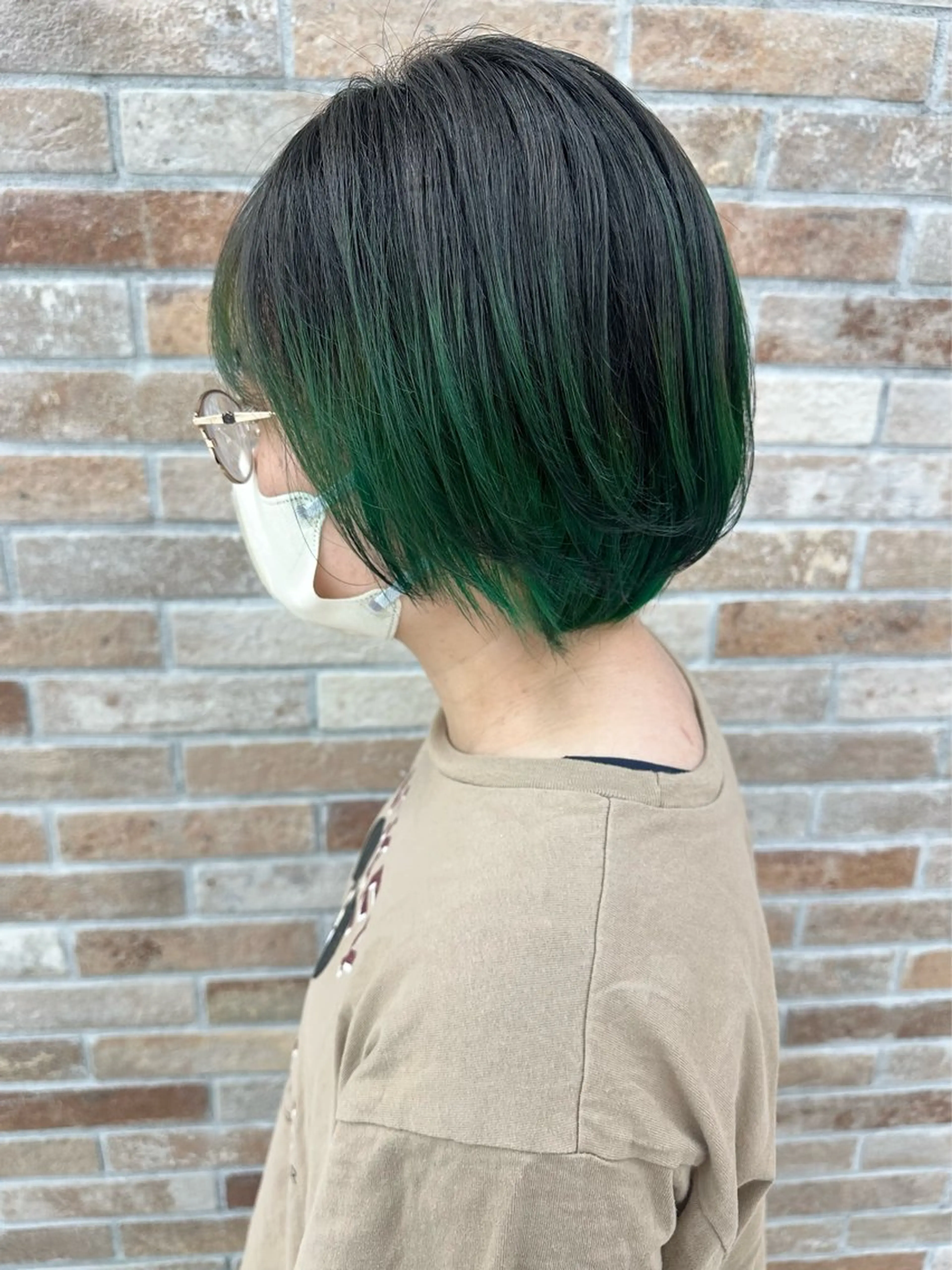 ショート カラー ブリーチ グラデーションカラー ショートヘア 齋藤 らいのヘアスタイル