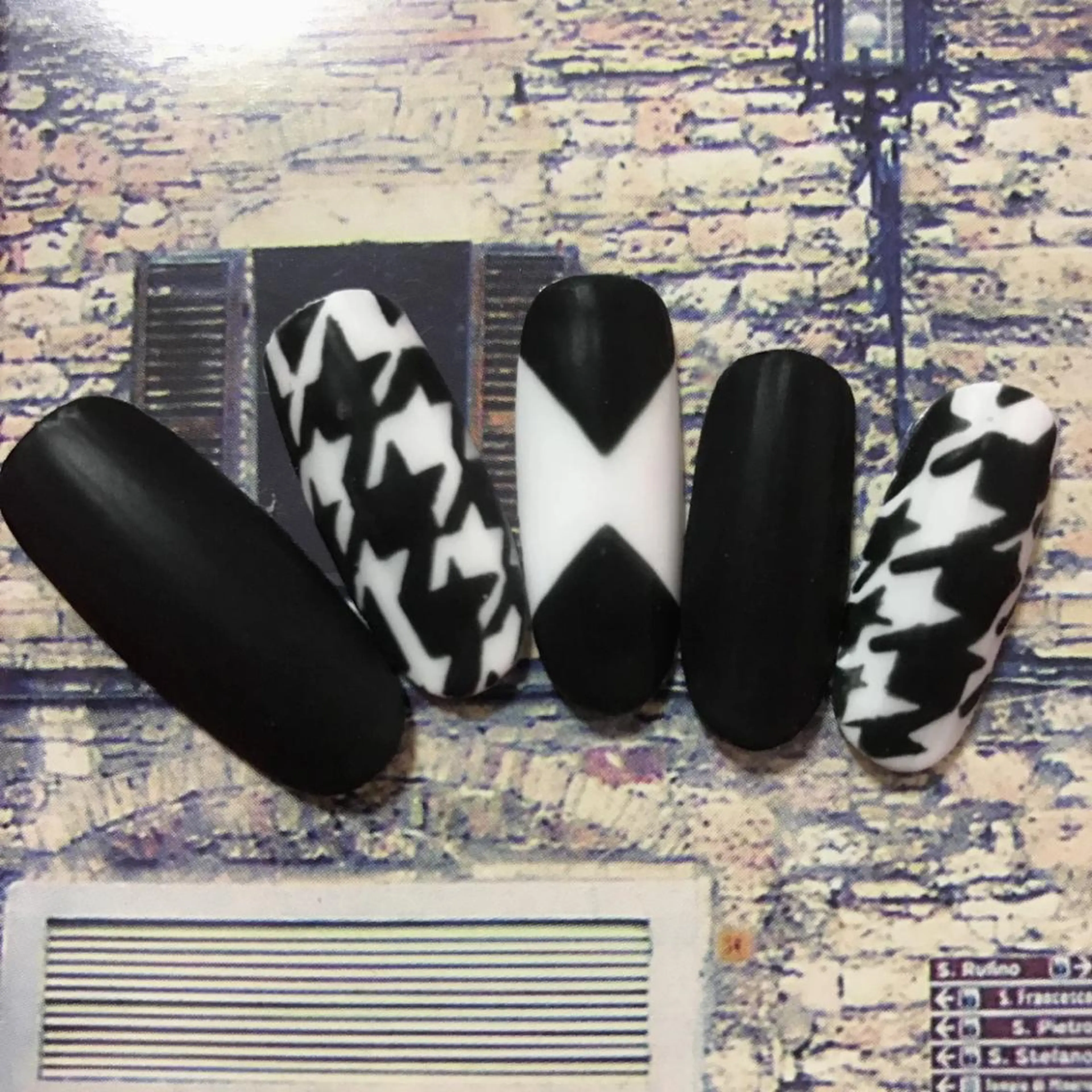 カラー ネイル Moonstone Salon所属・Moonstone Salonのネイルデザイン