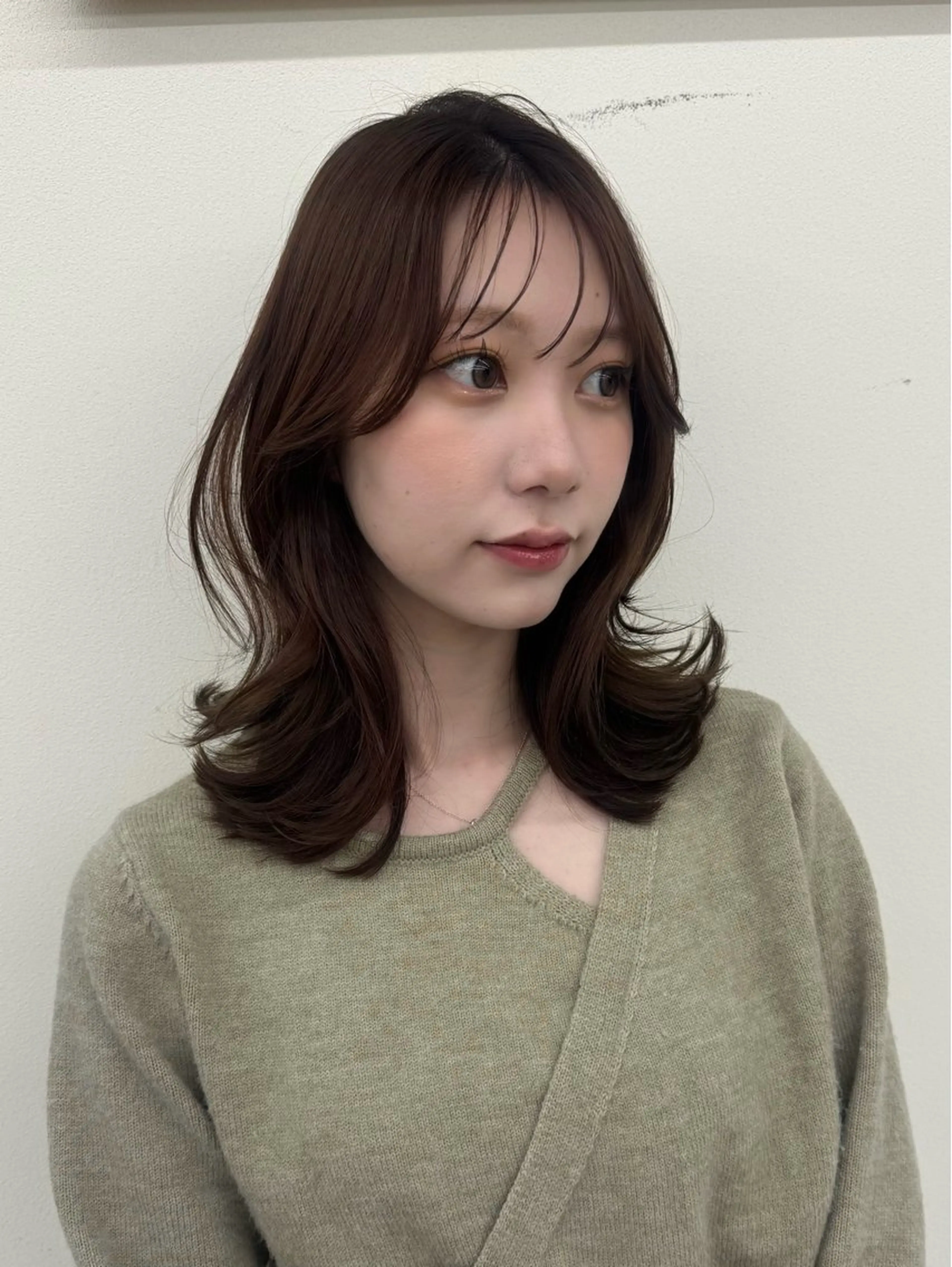 ミディアム カット ヘアカラー トリートメント レイヤーカット/髪質 改善/momo🎀のヘアスタイル