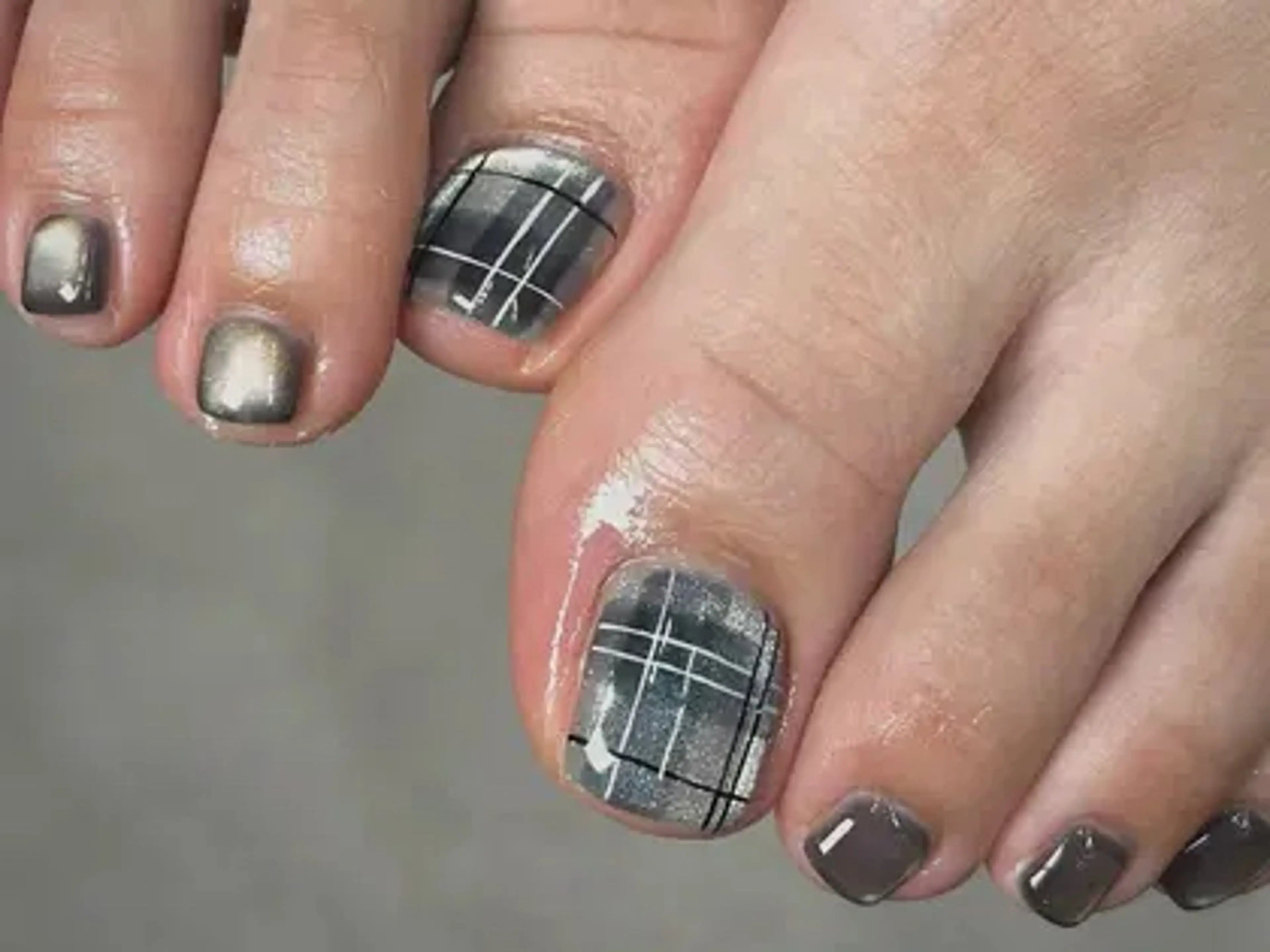 ネイル フットネイル 花岡 美沙子のネイルデザイン