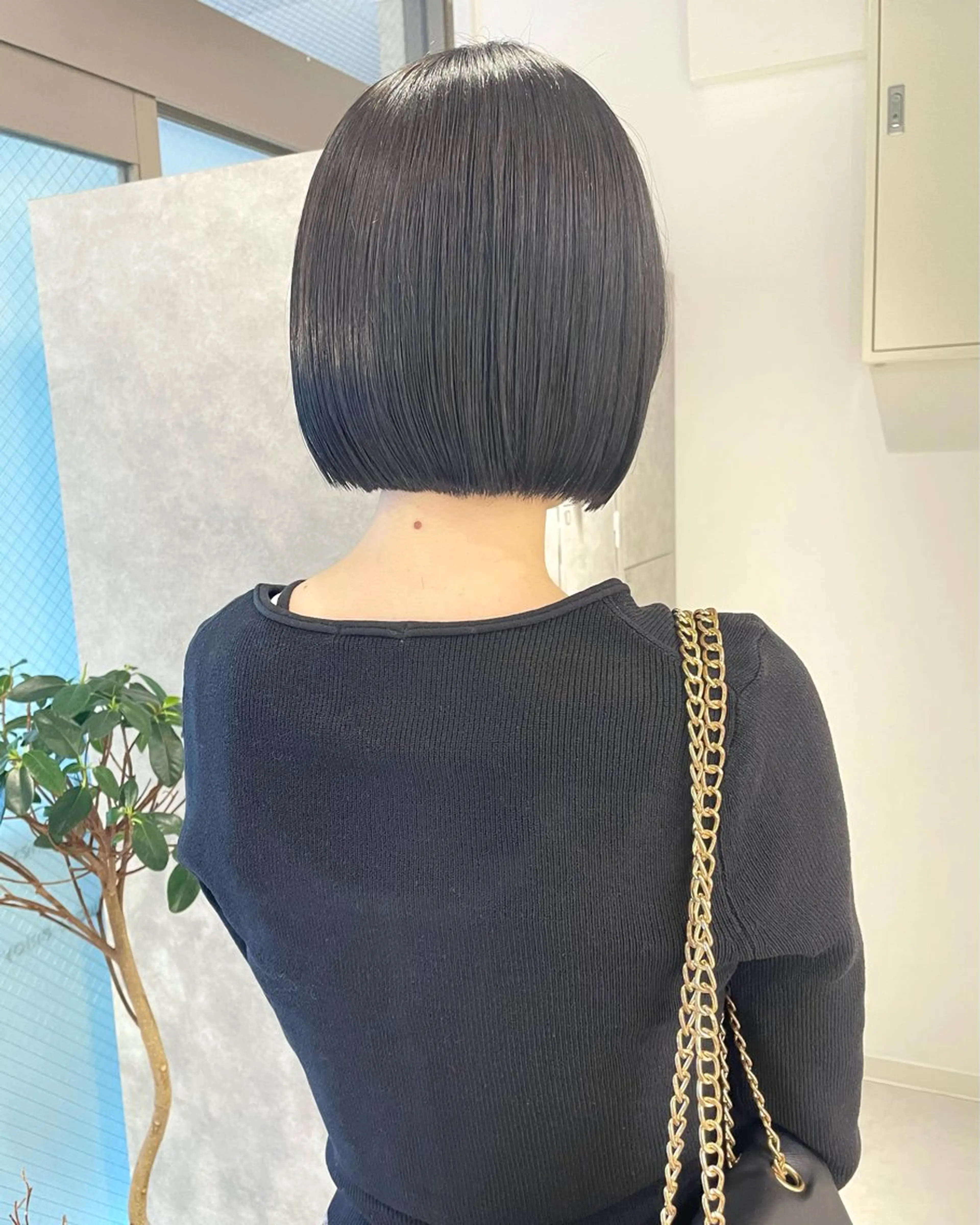 ショート デザインパーマ/ 艶カラー/ボブのヘアスタイル