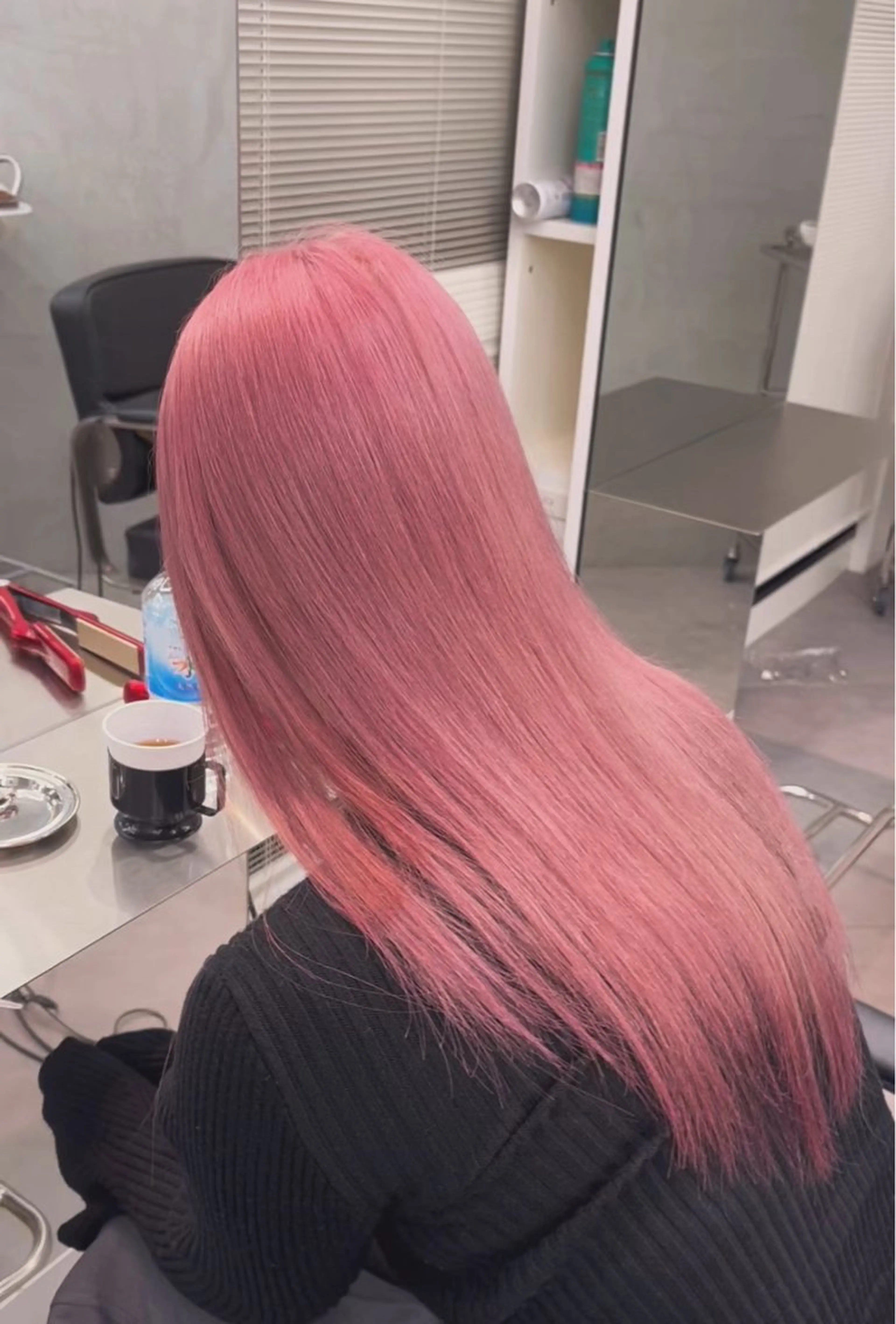 ロング カラー ピンクカラー ヘアカラー ブリーチ矯正/ ブリーチ特化mikaのヘアスタイル