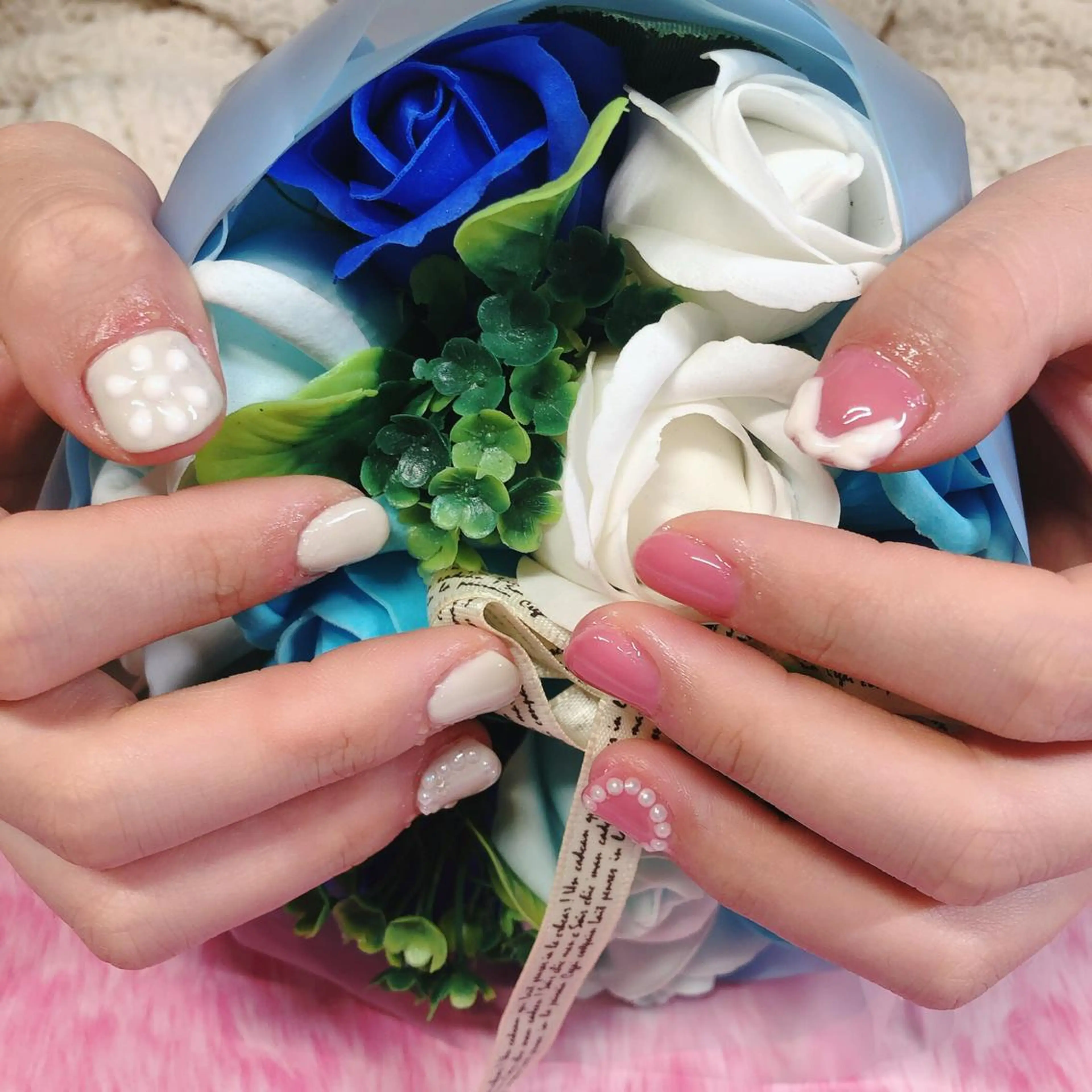 ネイル 持ち込み 奥園 良恵のネイルデザイン