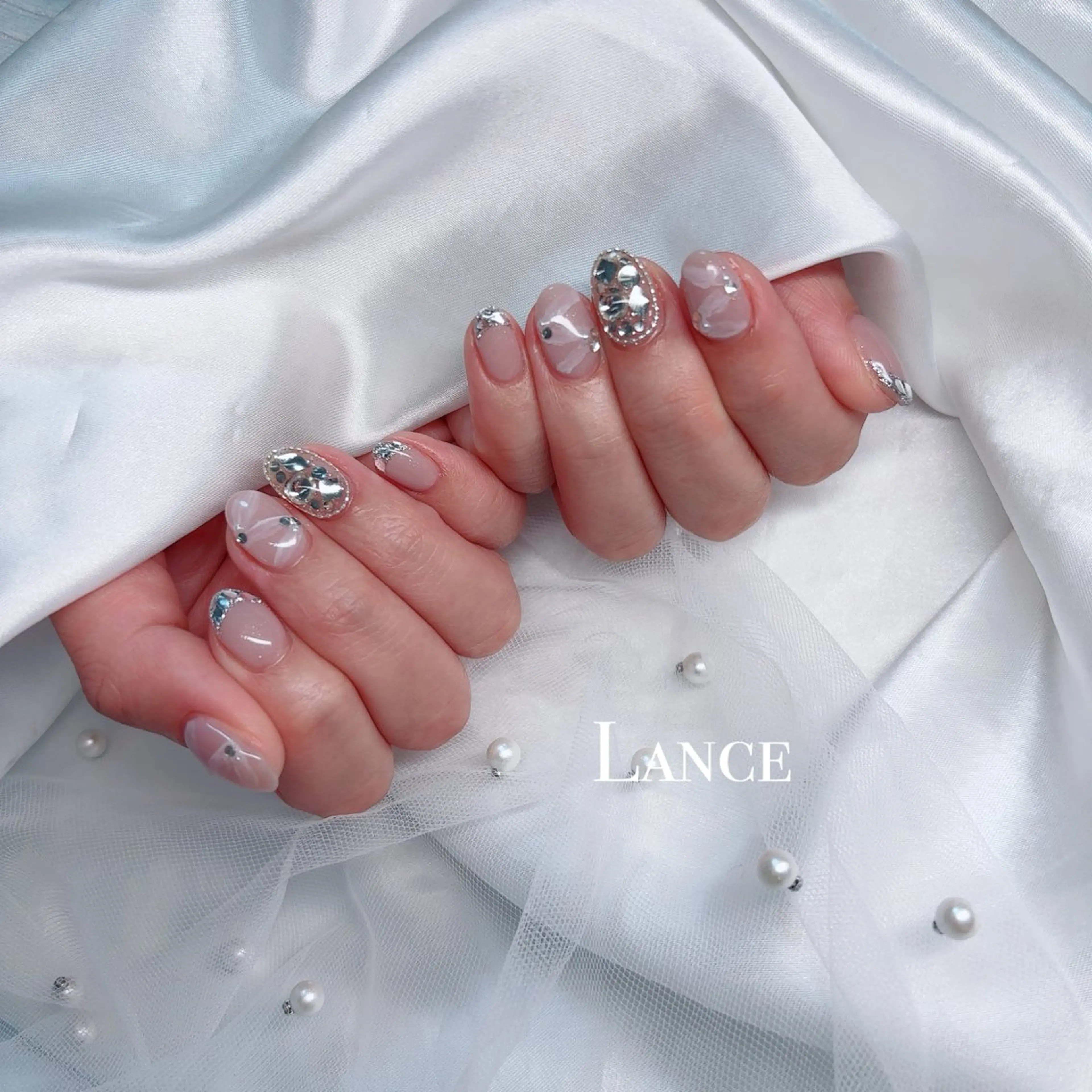 ネイル フレンチネイル キラキラネイル 韓国ネイル 春ネイル ワンホンネイル ハンドネイル Lance nailのネイルデザイン