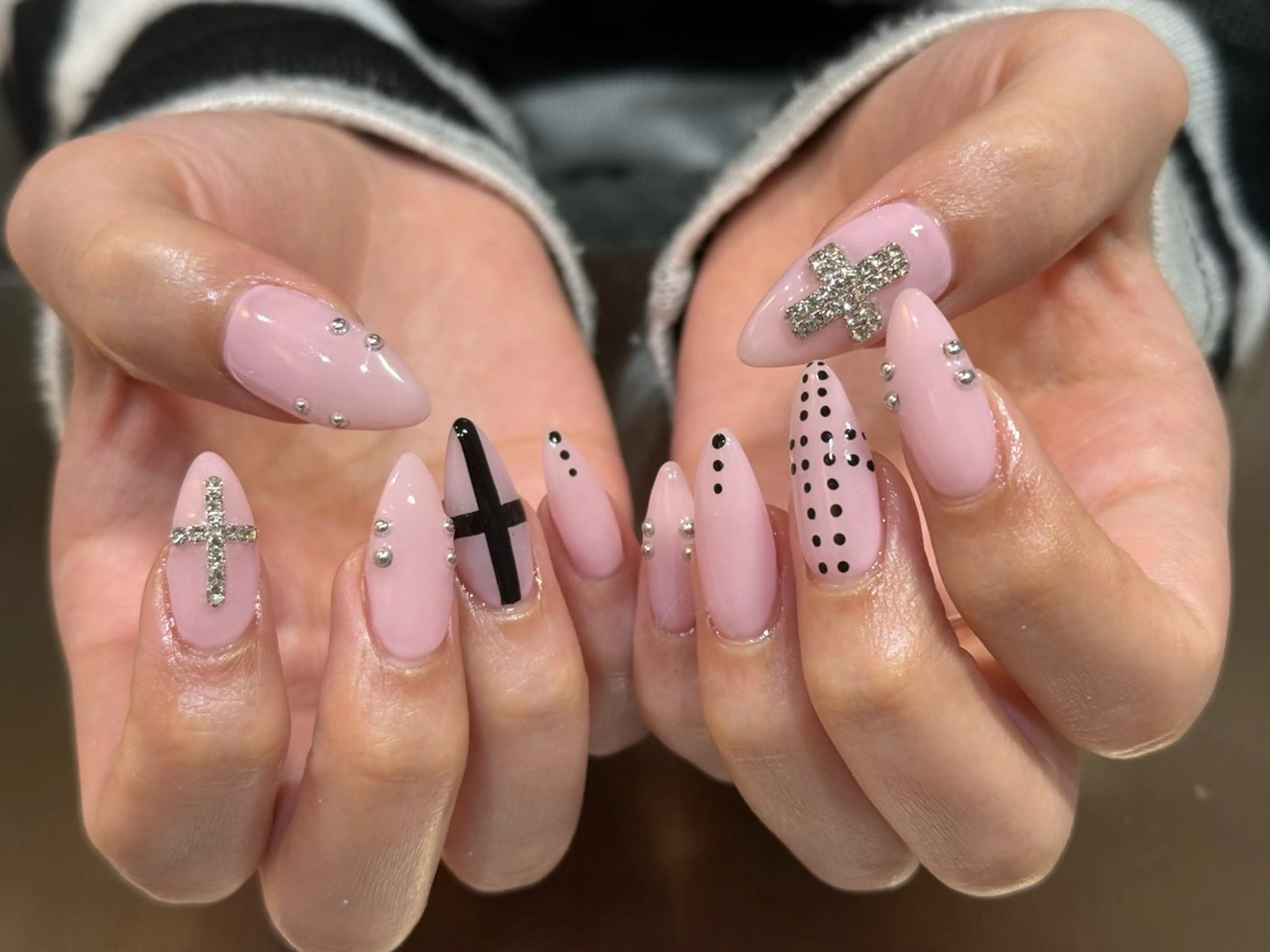 ネイル ハンドネイル nail studio MØD.所属・nailstudio MØD.のネイルデザイン