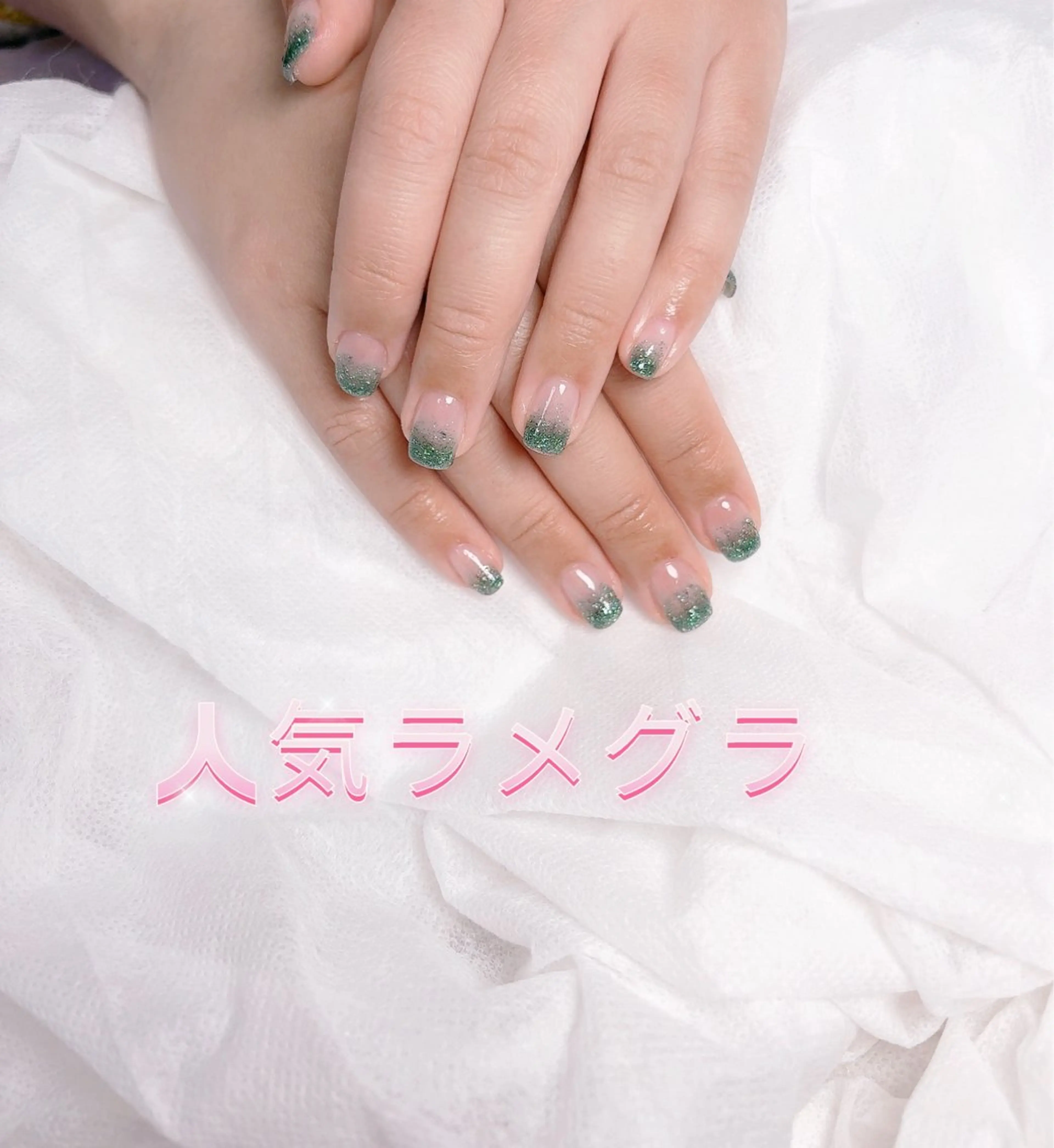 ネイル pink ladyサロン所属・べ にのネイルデザイン