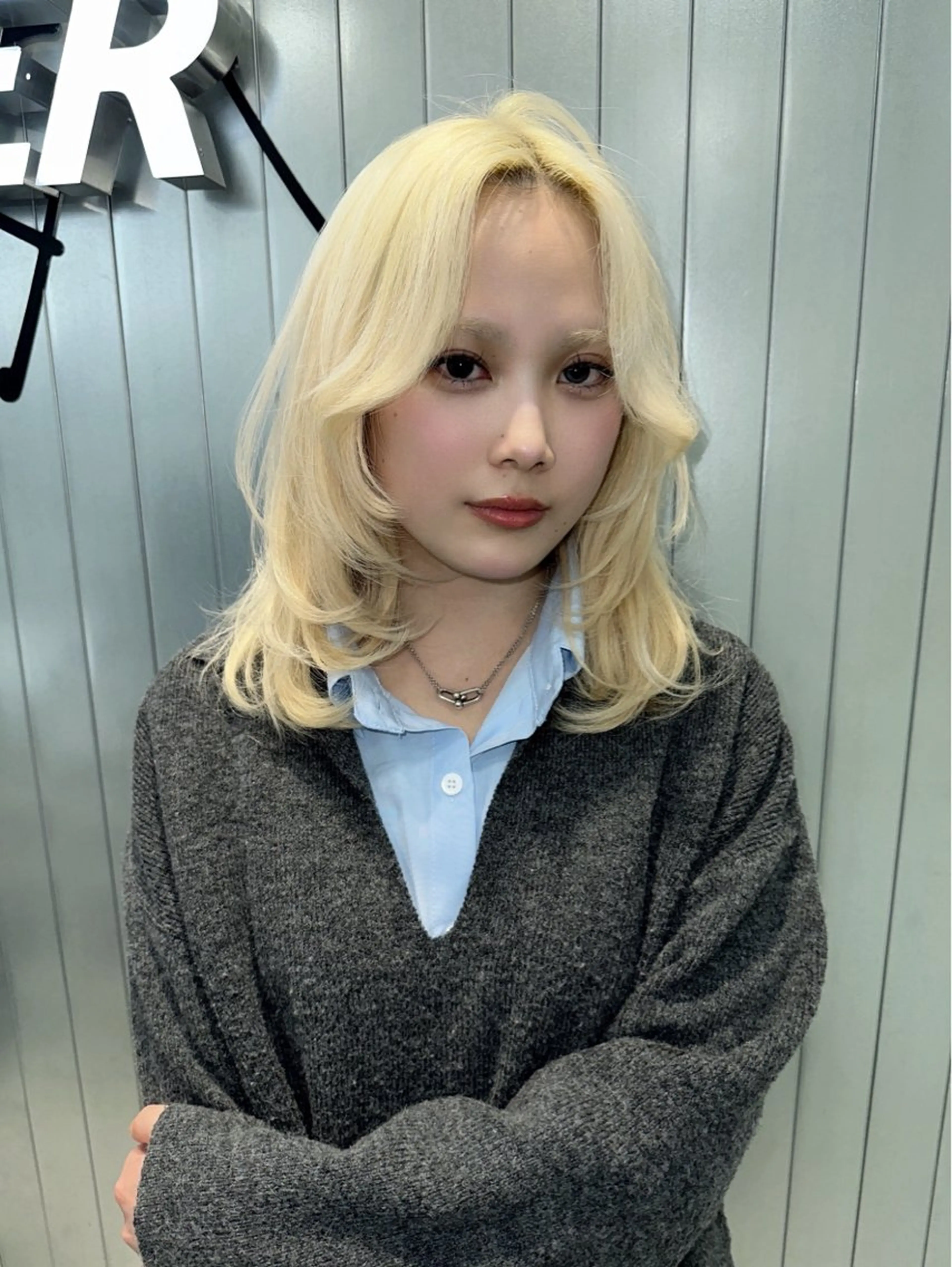 ロング カラー ブリーチ/ハイトーン /レイヤーのヘアスタイル