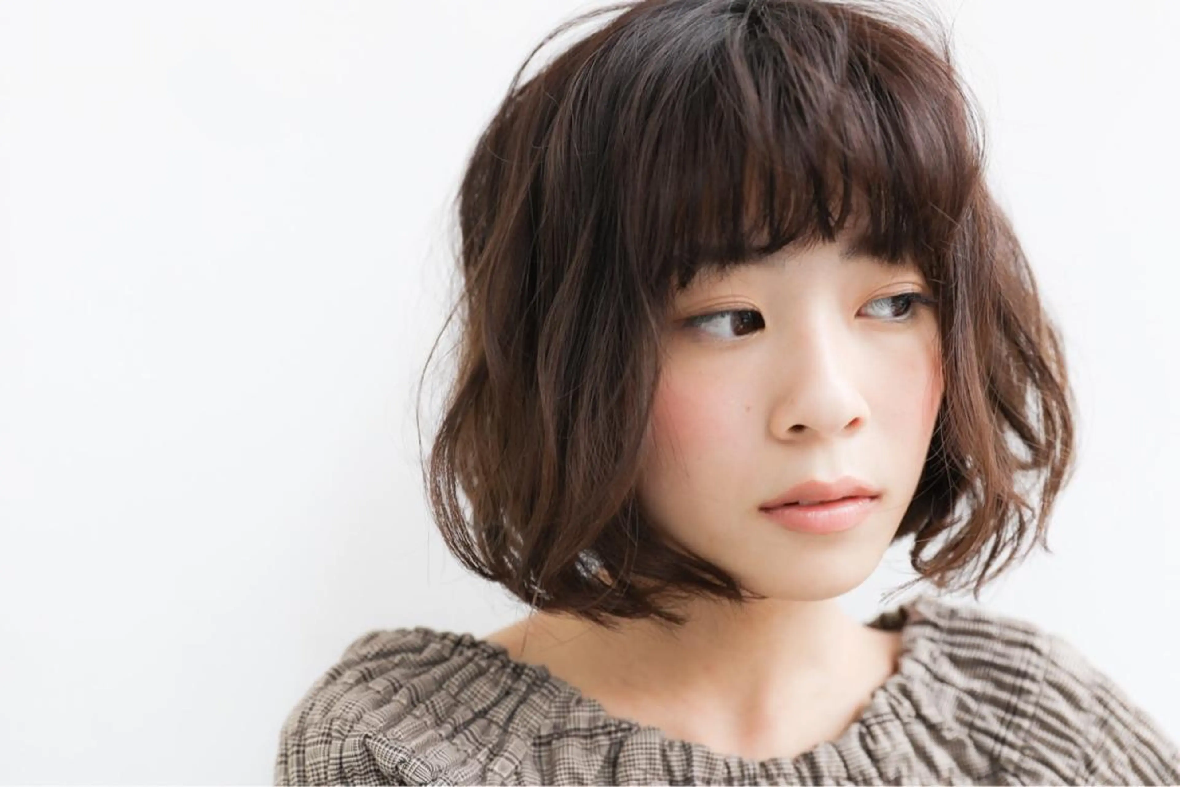 ミディアム ハイライト 髪質改善 小顔カット Endearing 銀座/レイヤーカットのヘアスタイル