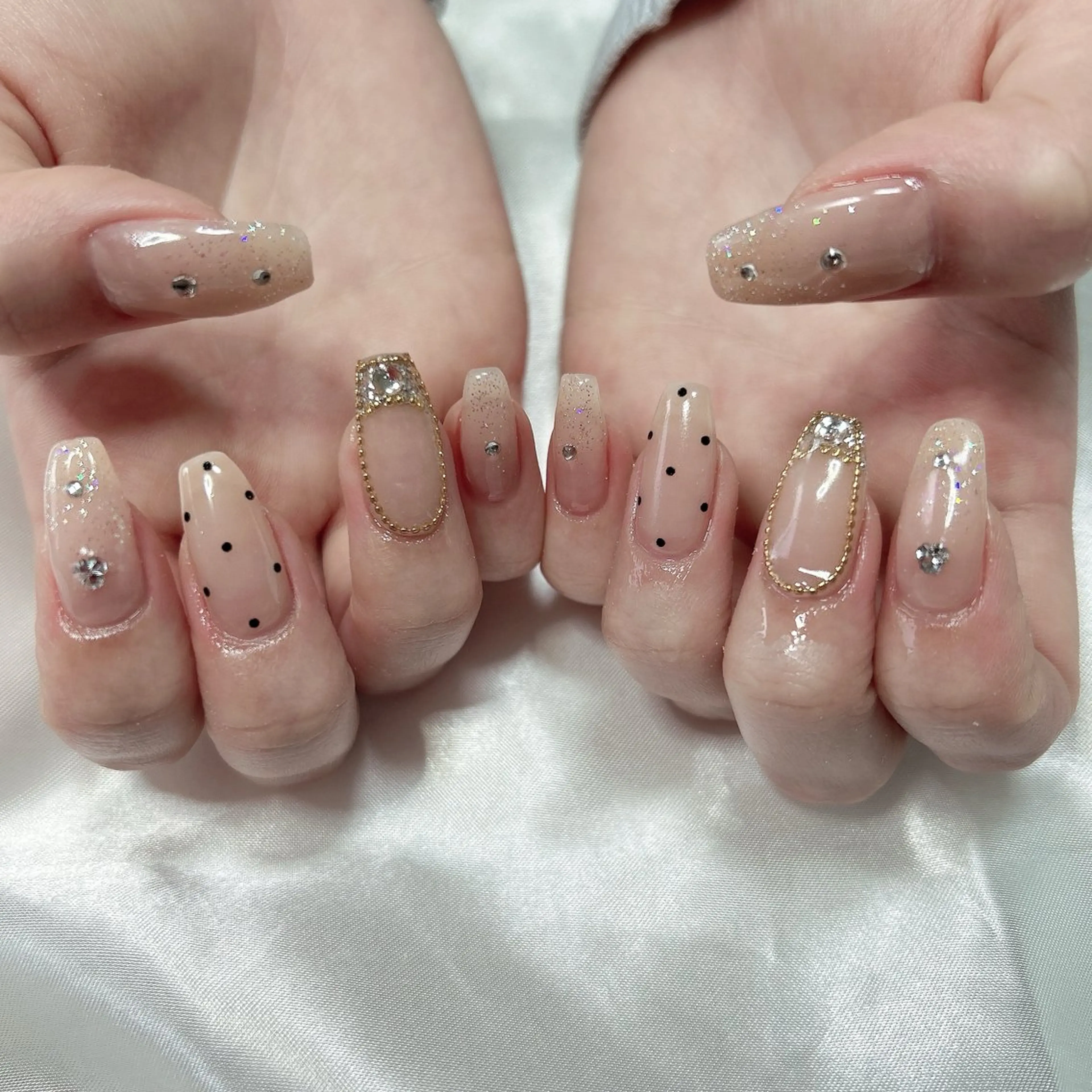 ネイル ワンホンネイル ハンドネイル フットネイル Adite nailのネイルデザイン