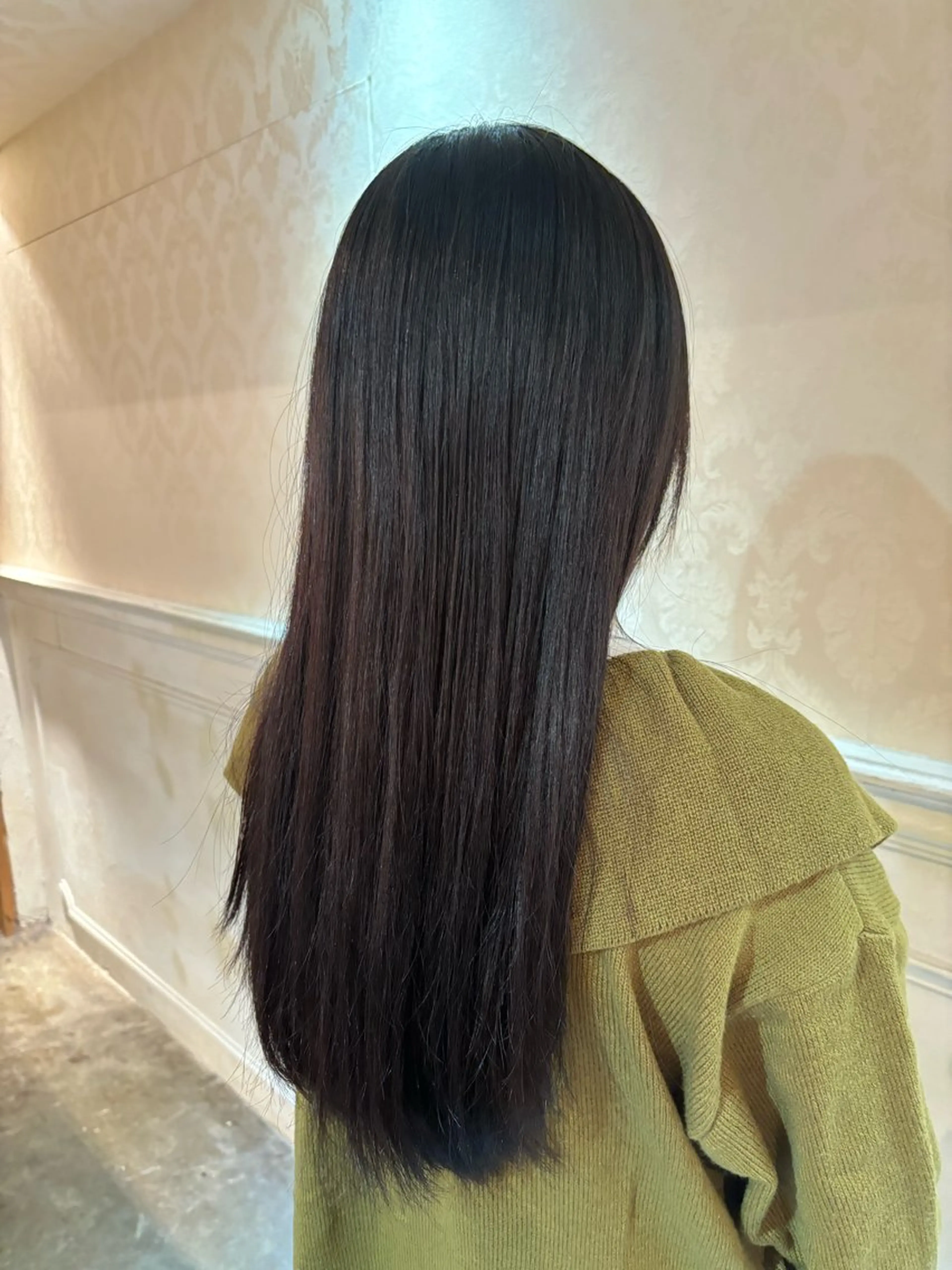 ロング 髪質改善カラー ベージュ🤎YUMEのヘアスタイル