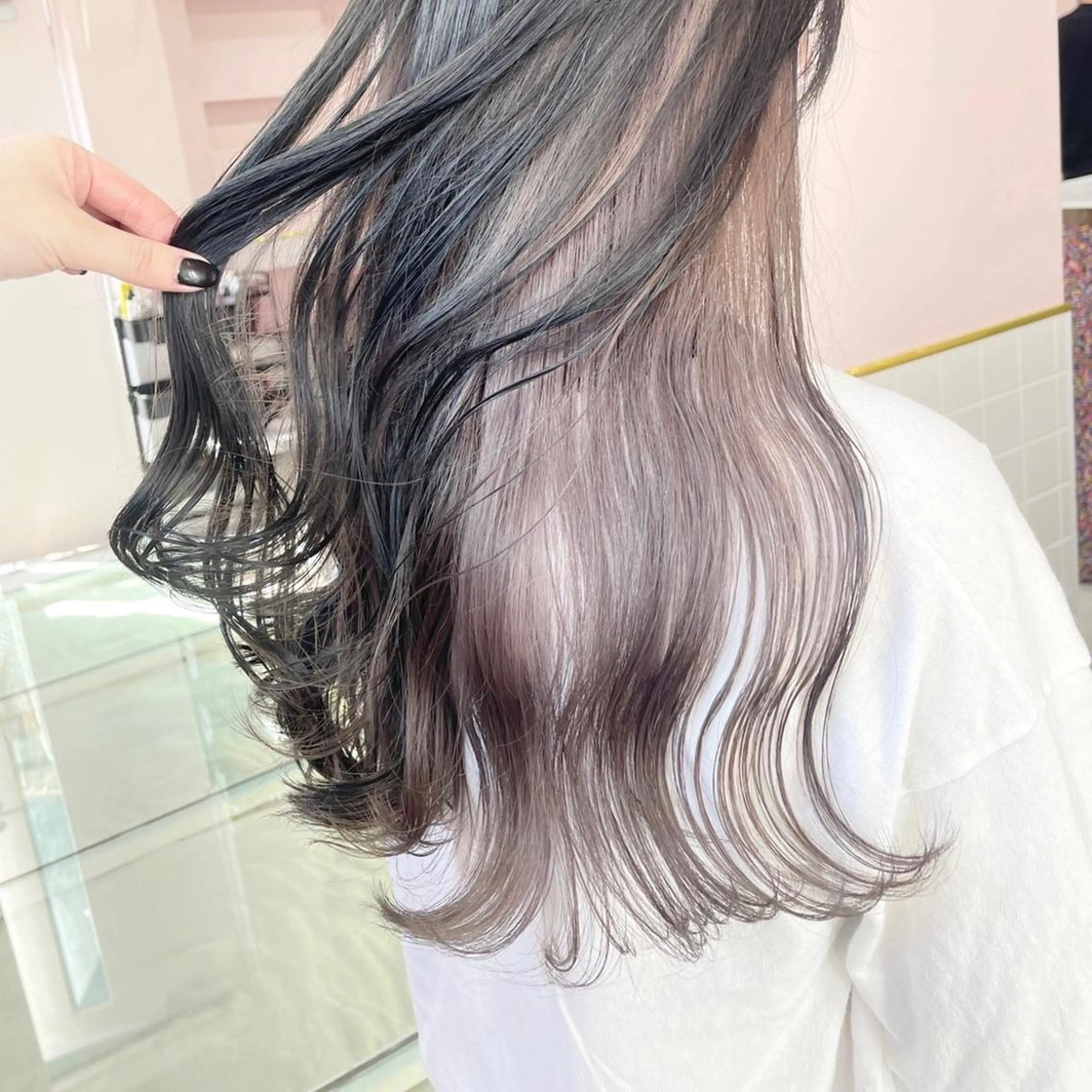 カラー カット 💥ウルフカット デザインあんな💥のヘアスタイル