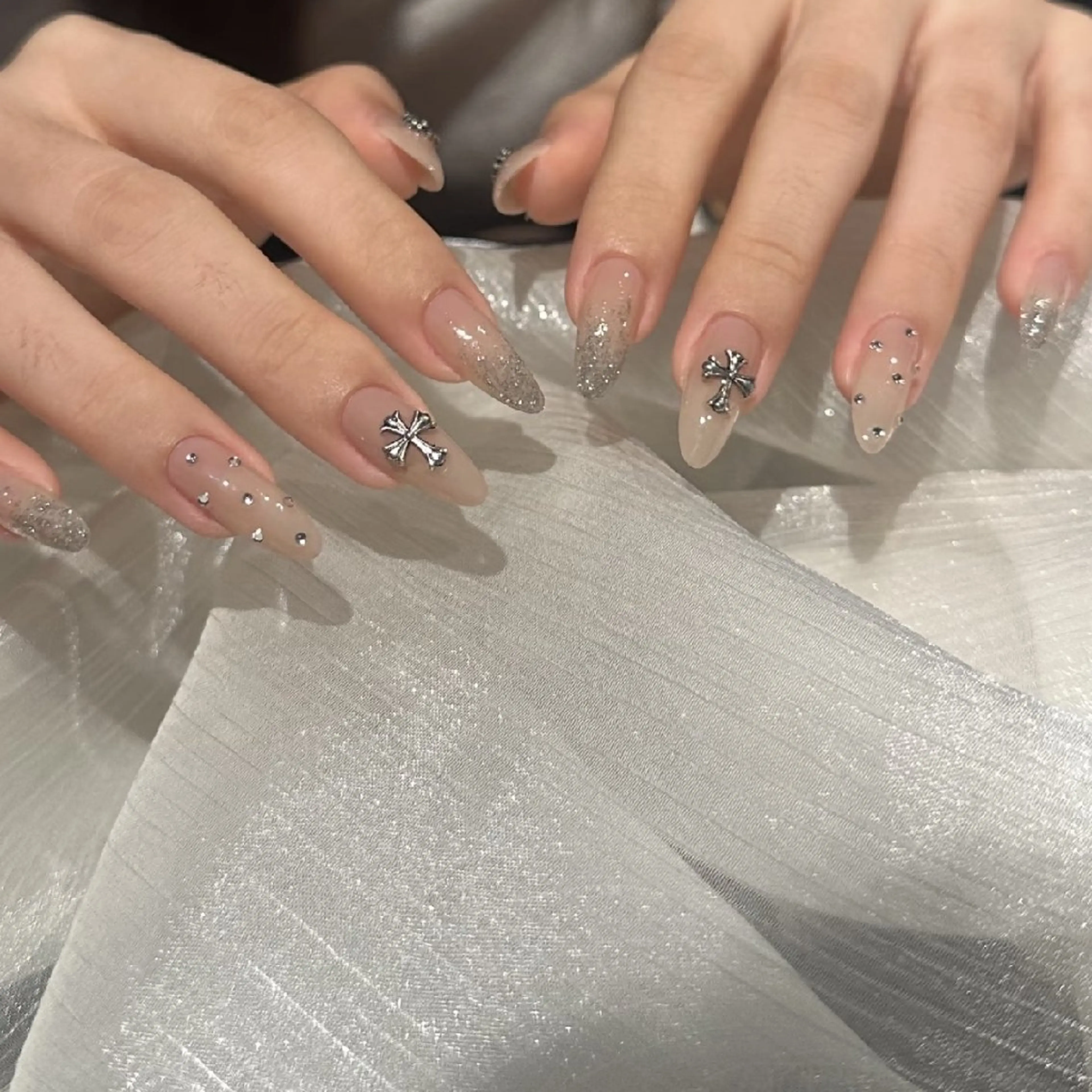 ネイル ハンドネイル フットネイル B&B  Nail のネイルデザイン