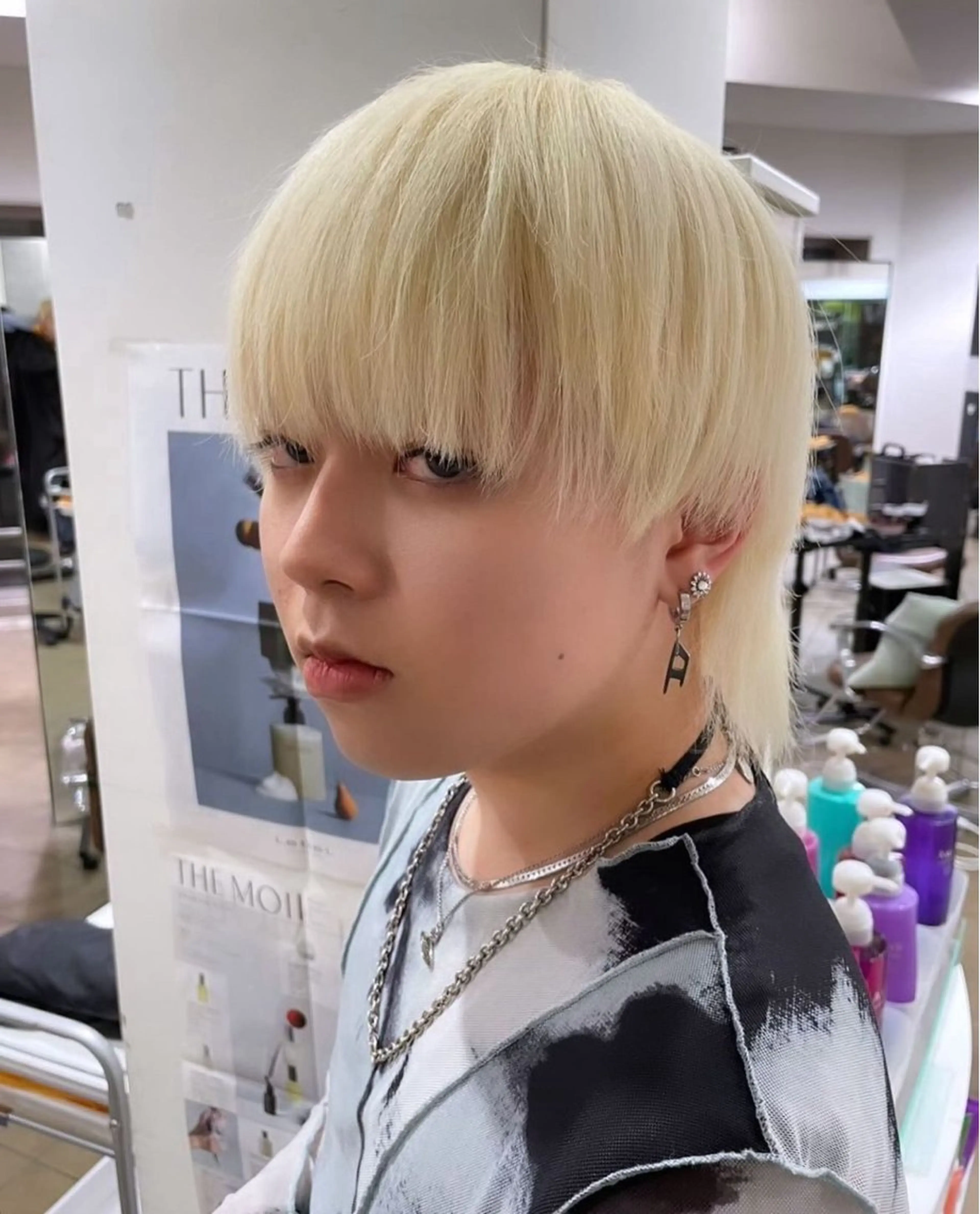 ショート カラー カット ヘアカラー トリートメント ハイトーンカラー / 美髪矯正/出口優斗のヘアスタイル