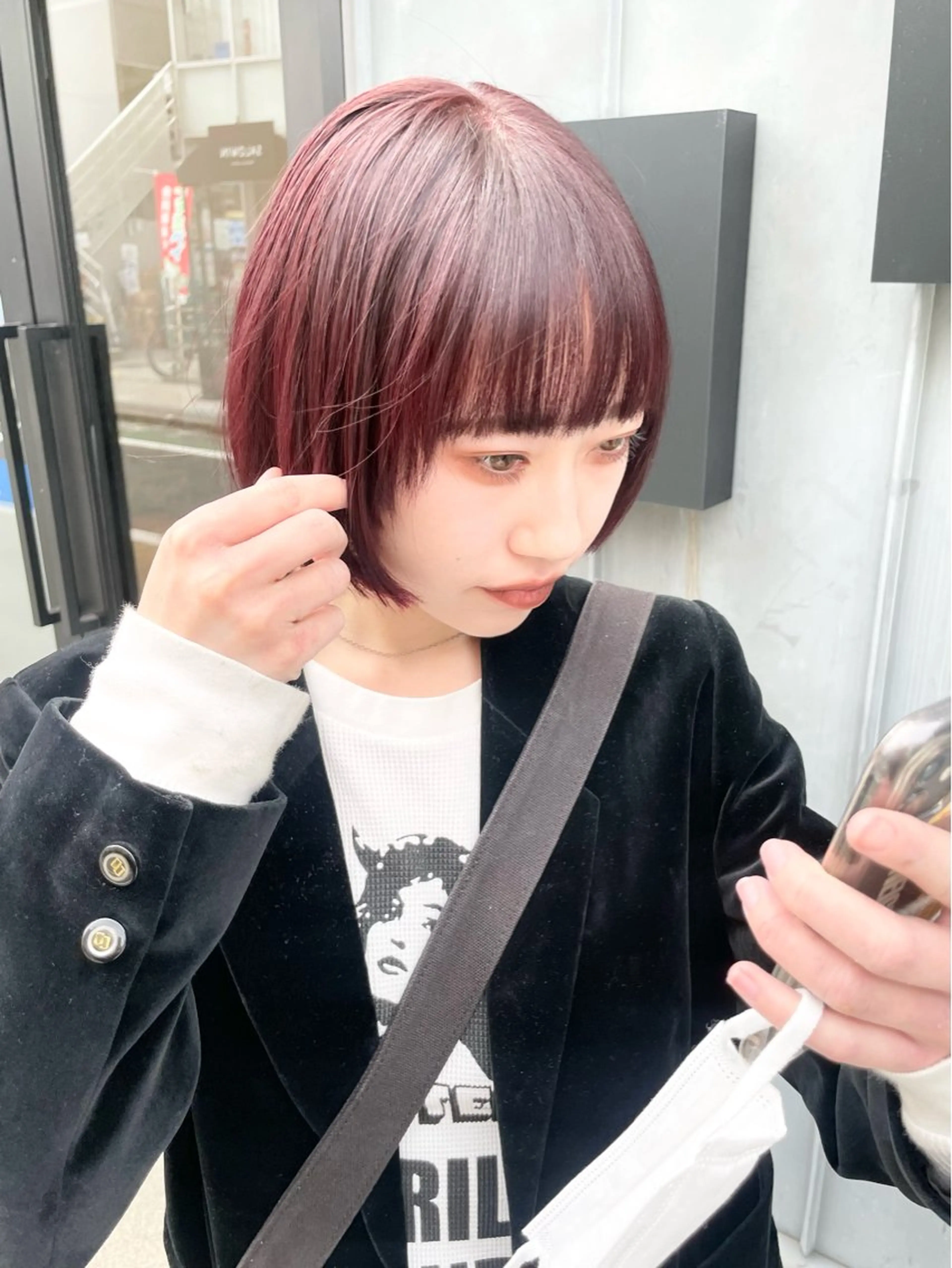 ミディアム カラー ミディアムパーマ ブリーチ ダブルカラー イヤリングカラー ハイライトカラー カット ヘアカラー トリートメント ヘアセット スパイラルパーマ 🌐hina⭐️のヘアスタイル