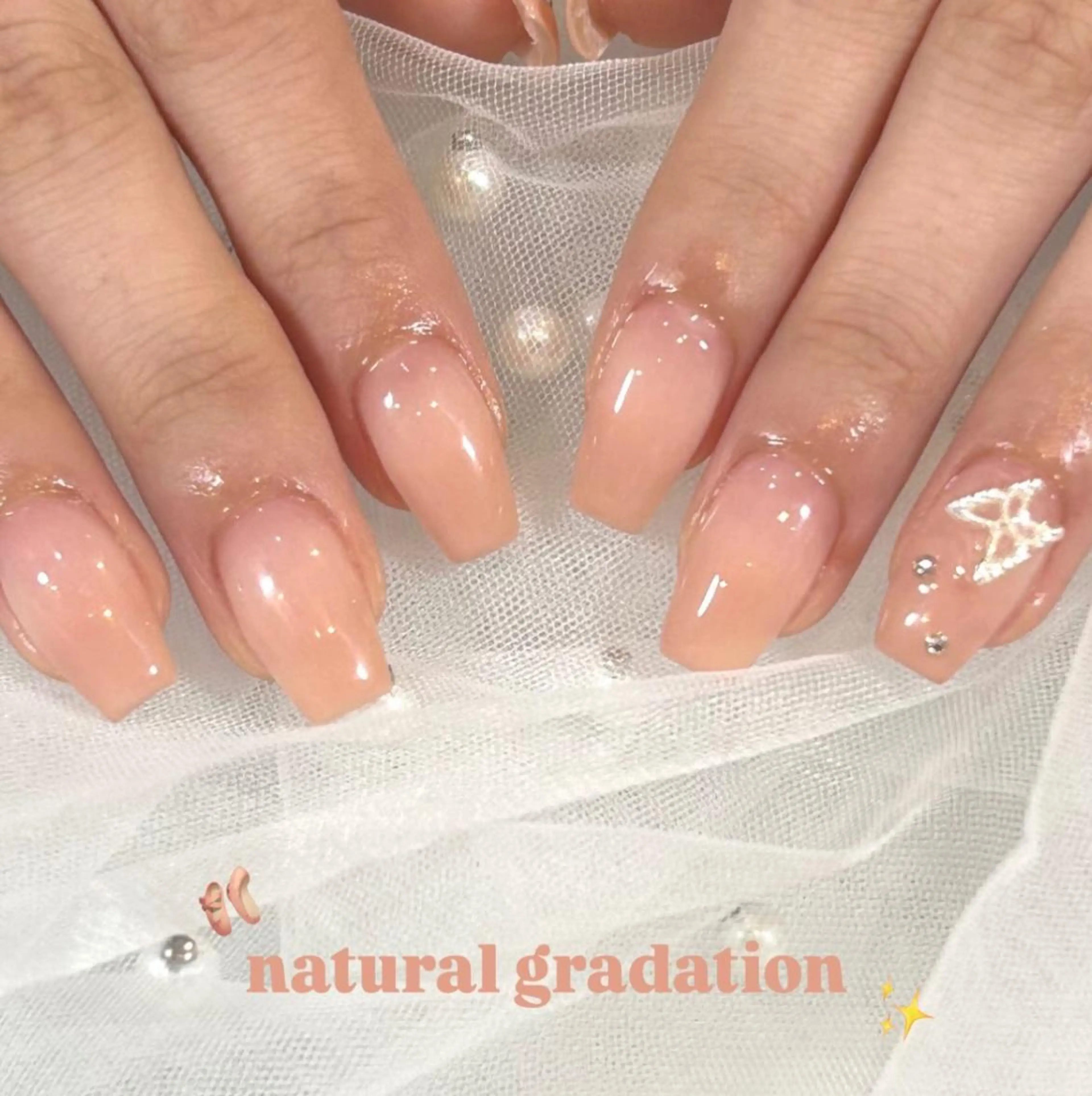 ネイル ２アイ＆ネイルサロン リスブラン銀座新富町のマツエク・マツパデザイン