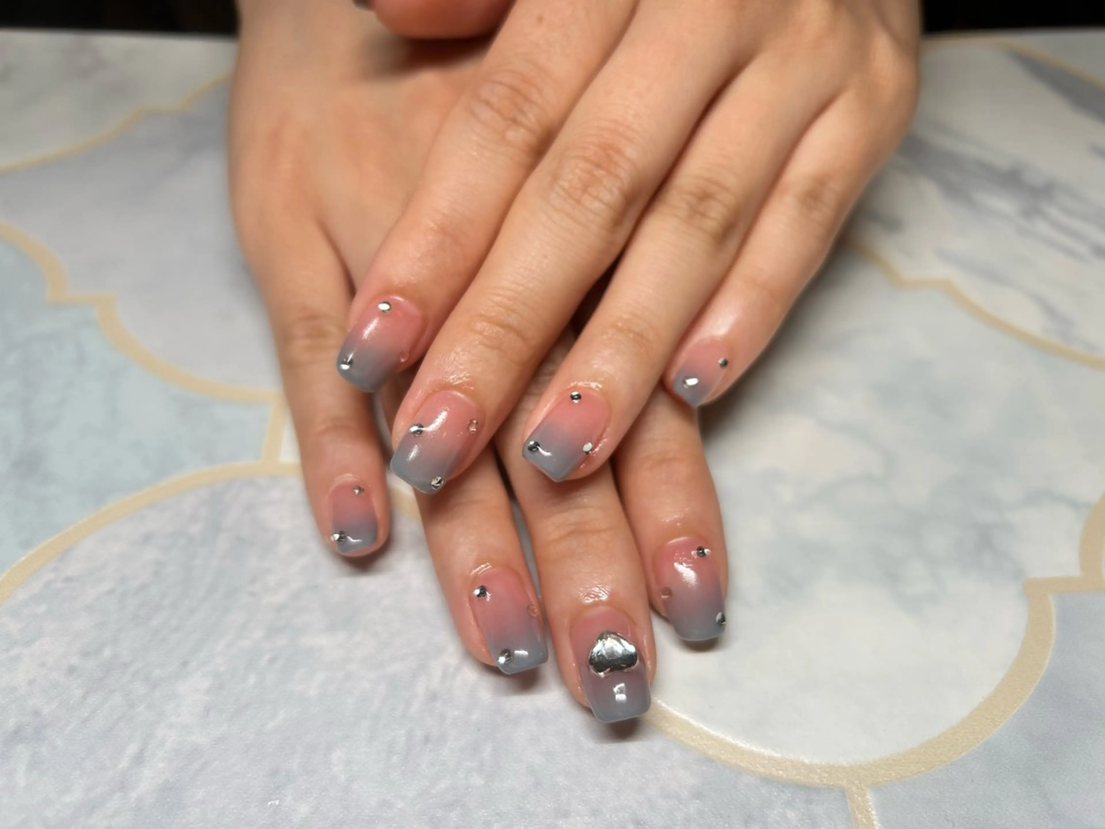 ネイル ハンドネイル Lisa’s Salonのネイルデザイン