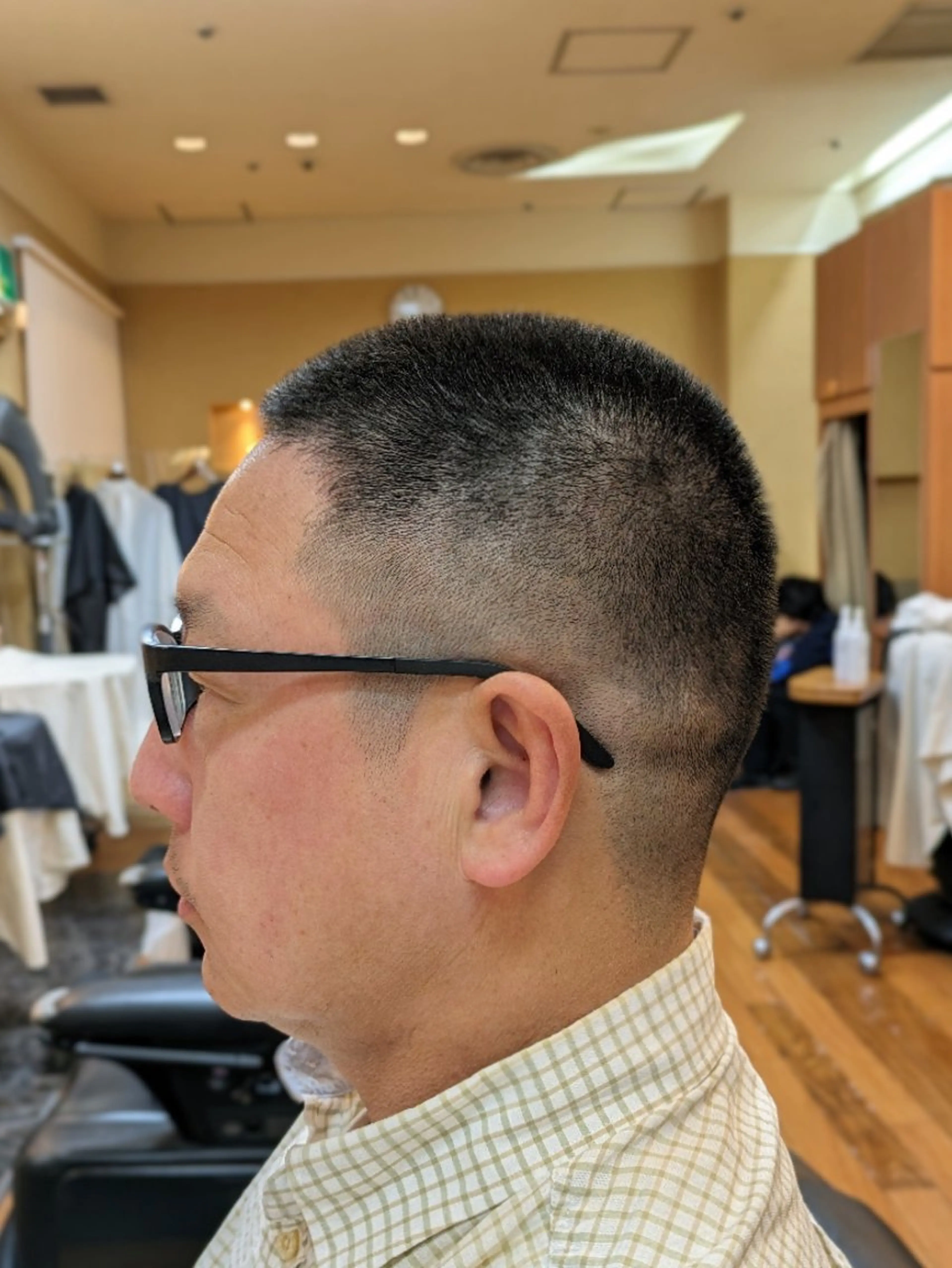 メンズ フェードカット YOSHIZAWA Inc.HAKOZAKI所属・三村 姫花のヘアスタイル