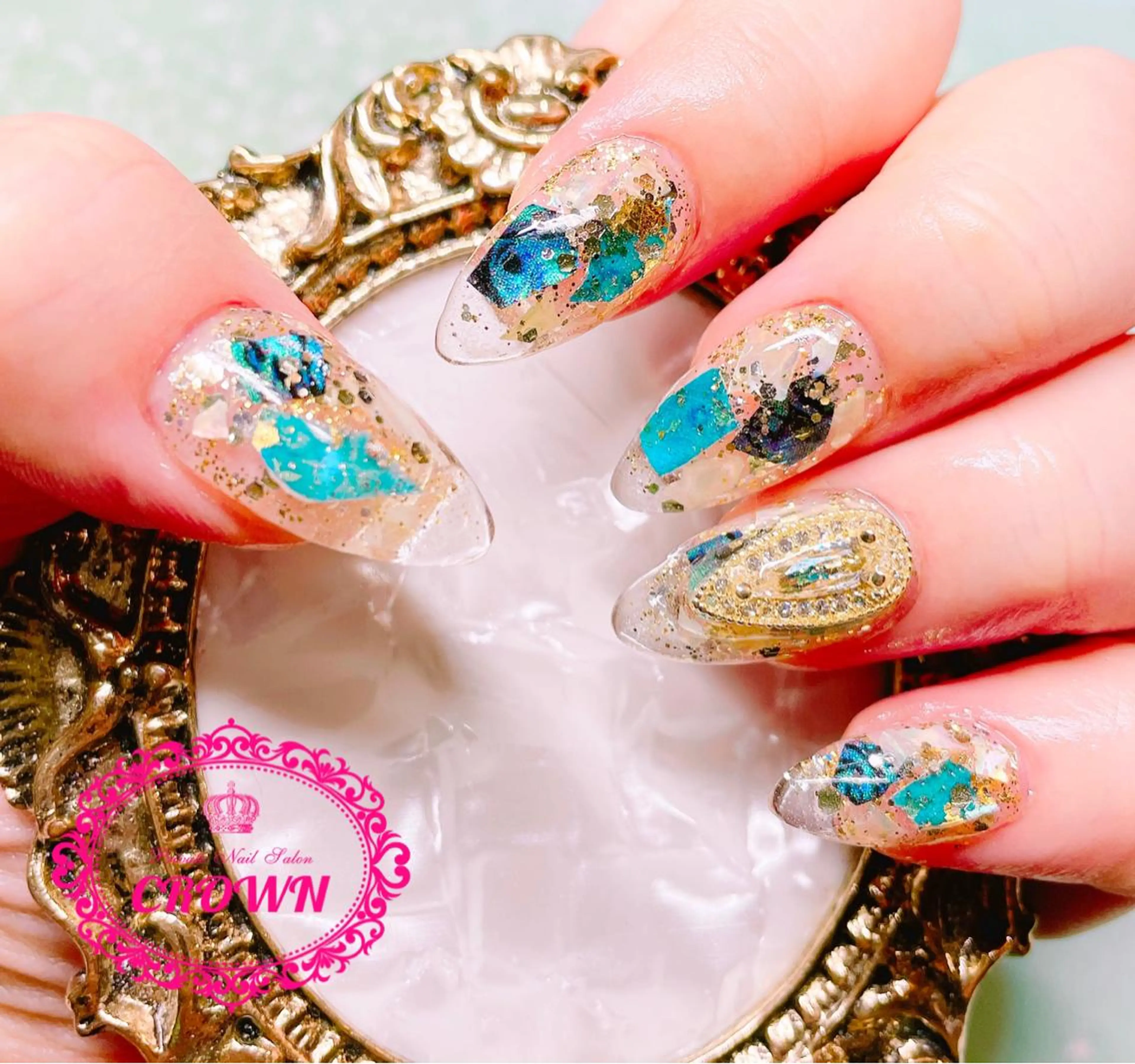 ネイル ハンドネイル CROWN プライベートサロンのネイルデザイン