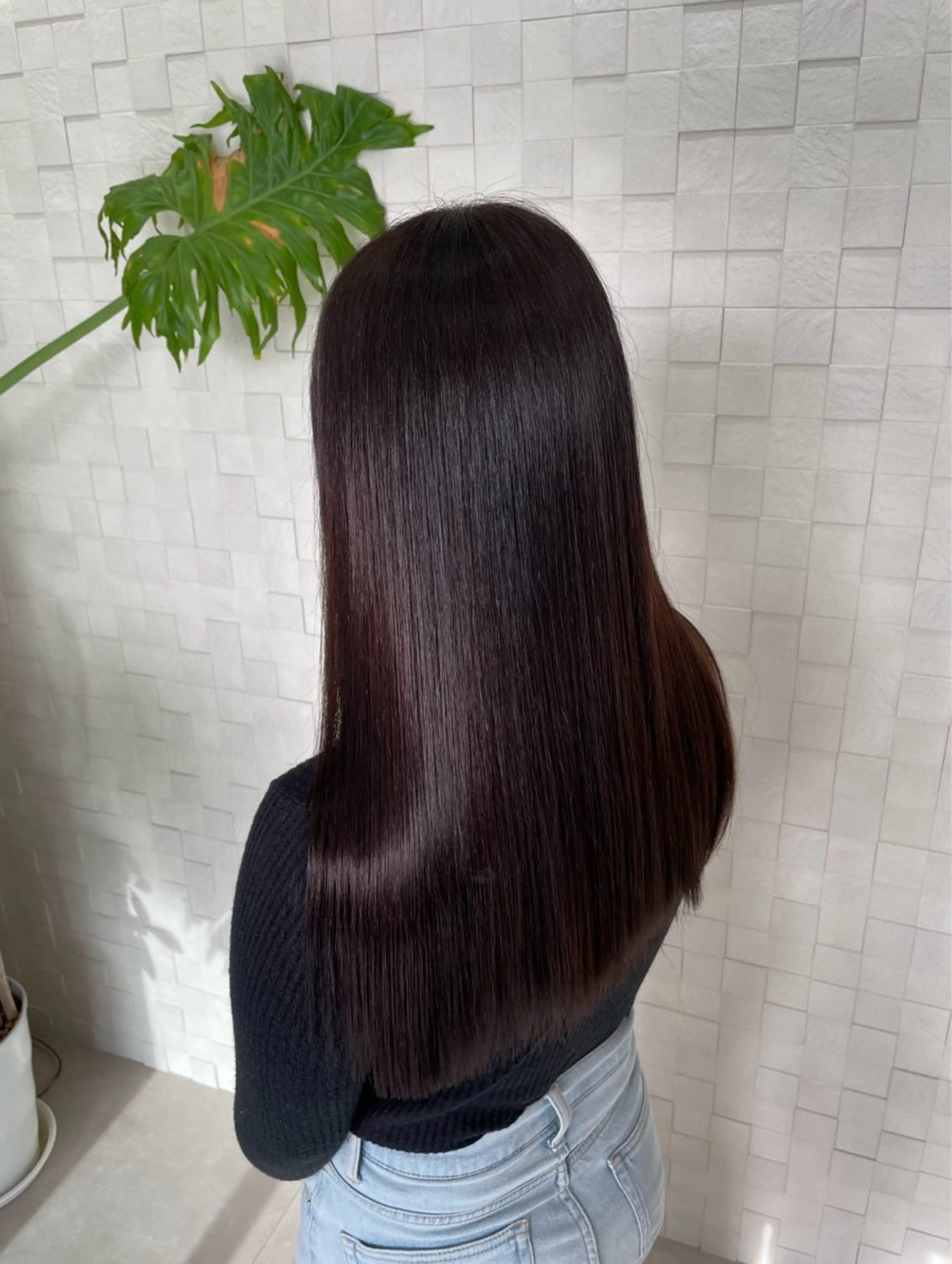 ロング 髪質改善 トリートメント 縮毛矯正 トリートメント Seen.所属・美髪矯正、髪質改善特 化美容師 吉野智行のヘアスタイル