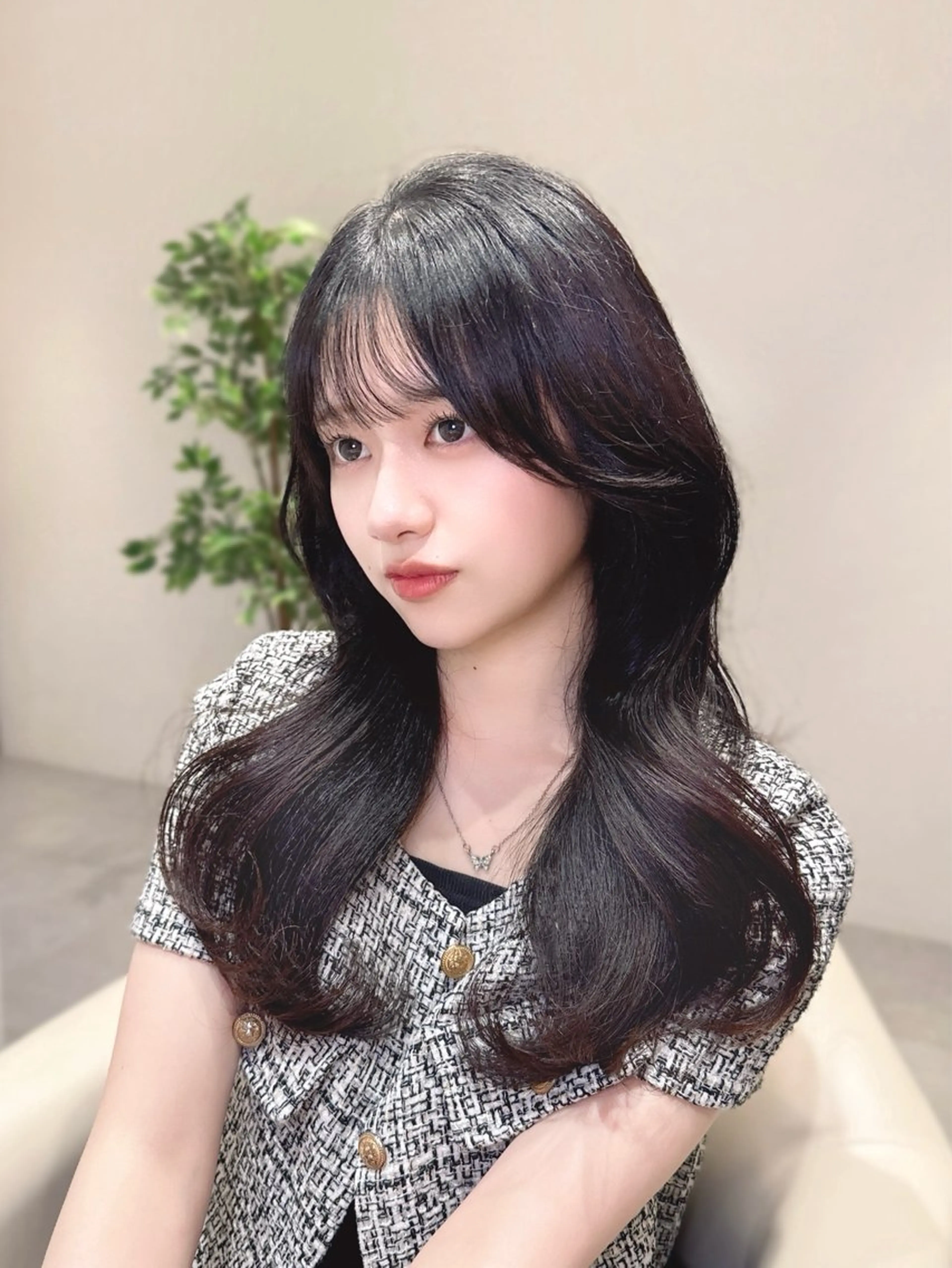 ミディアム カラー カット ヘアカラー トリートメント ヘッドスパ ヘアセット 韓国ヘア/レイヤー/ 顔まわり/りょーとのヘアスタイル