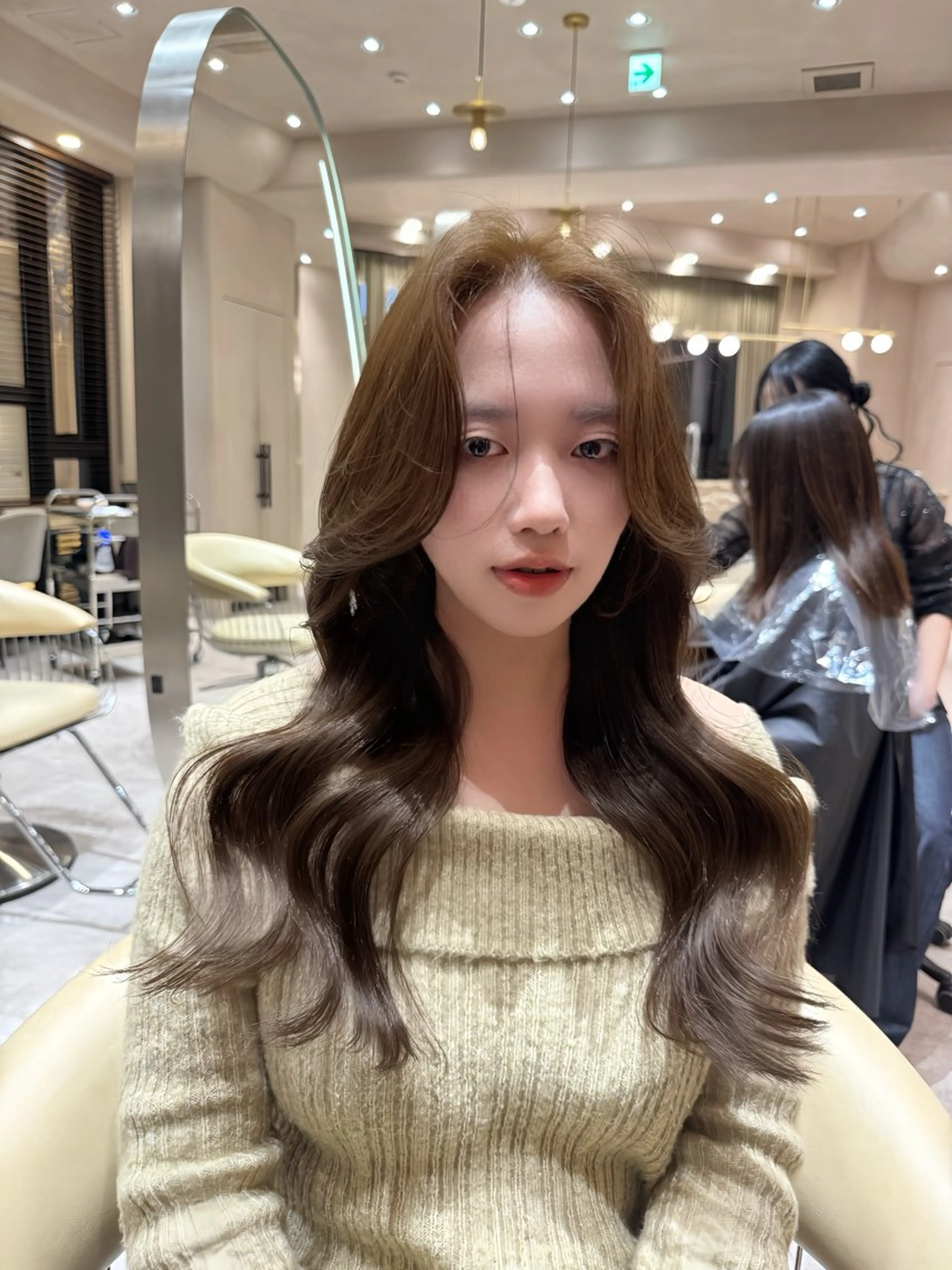 セミロング カット ヘアカラー トリートメント 韓国ヘア/ベージュ カラー/髪質改善/涼のヘアスタイル