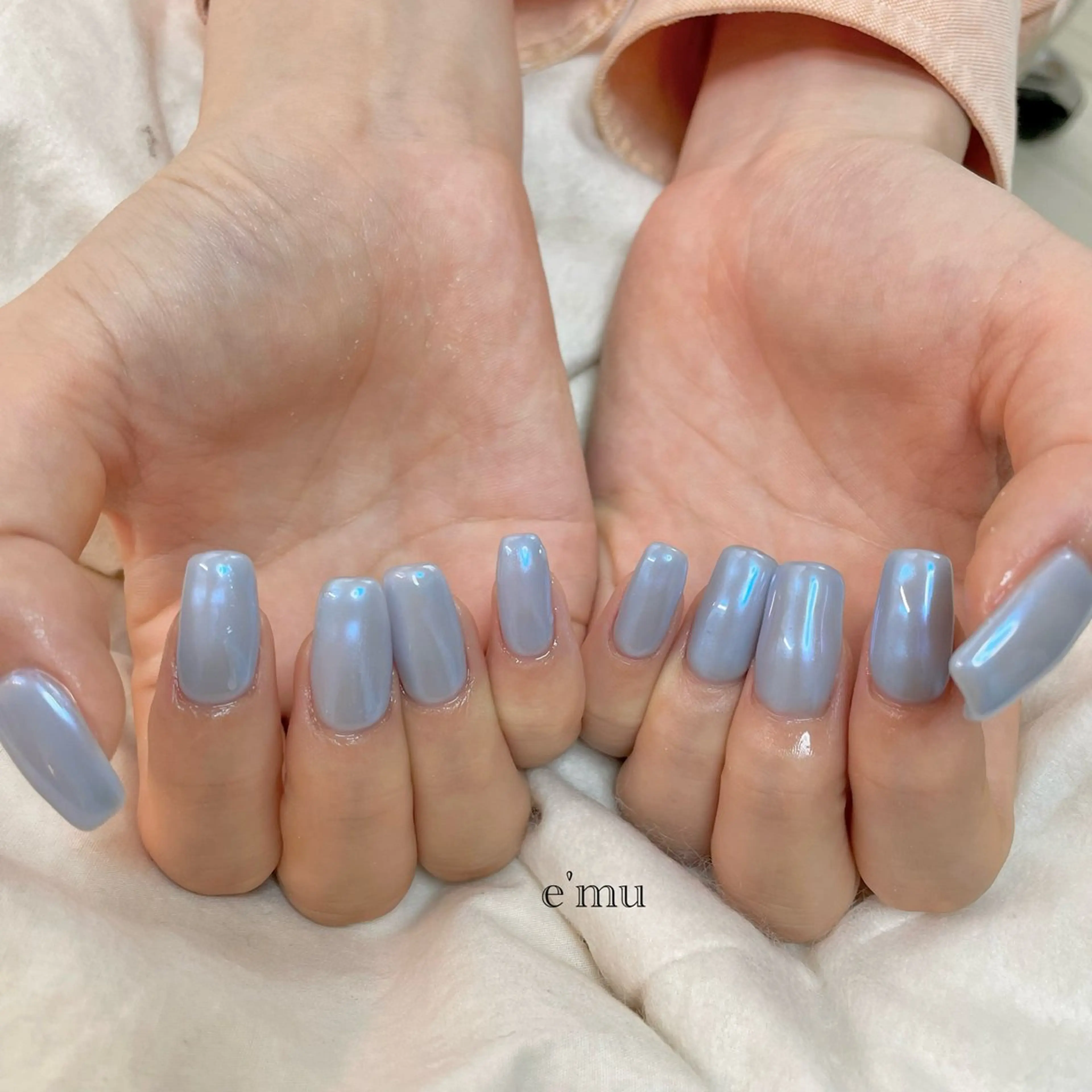 ネイル オーロラネイル ブルー ハンドネイル nail salon e'mu💐のネイルデザイン