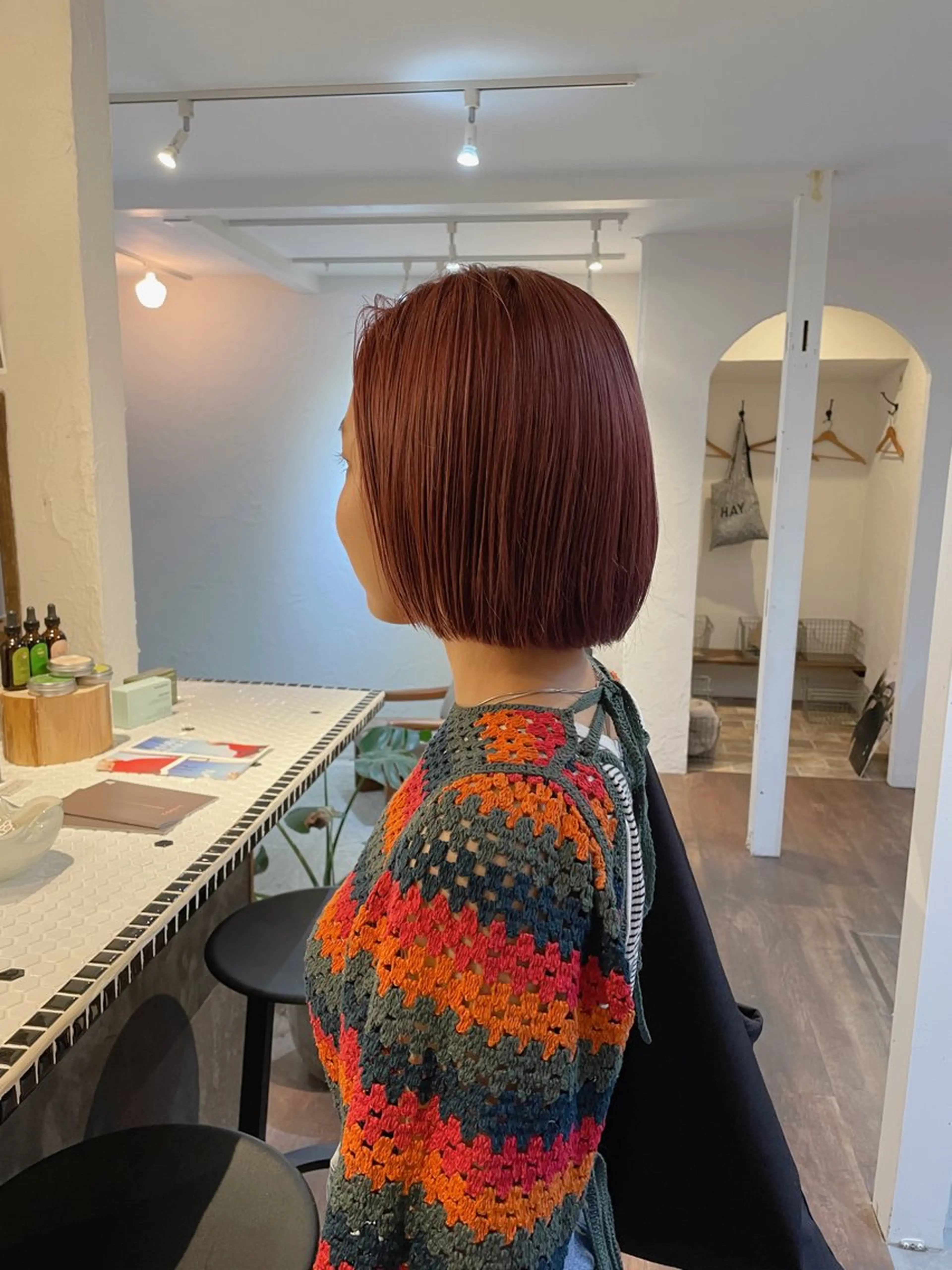 ショート カラー 高橋 愛美のヘアスタイル