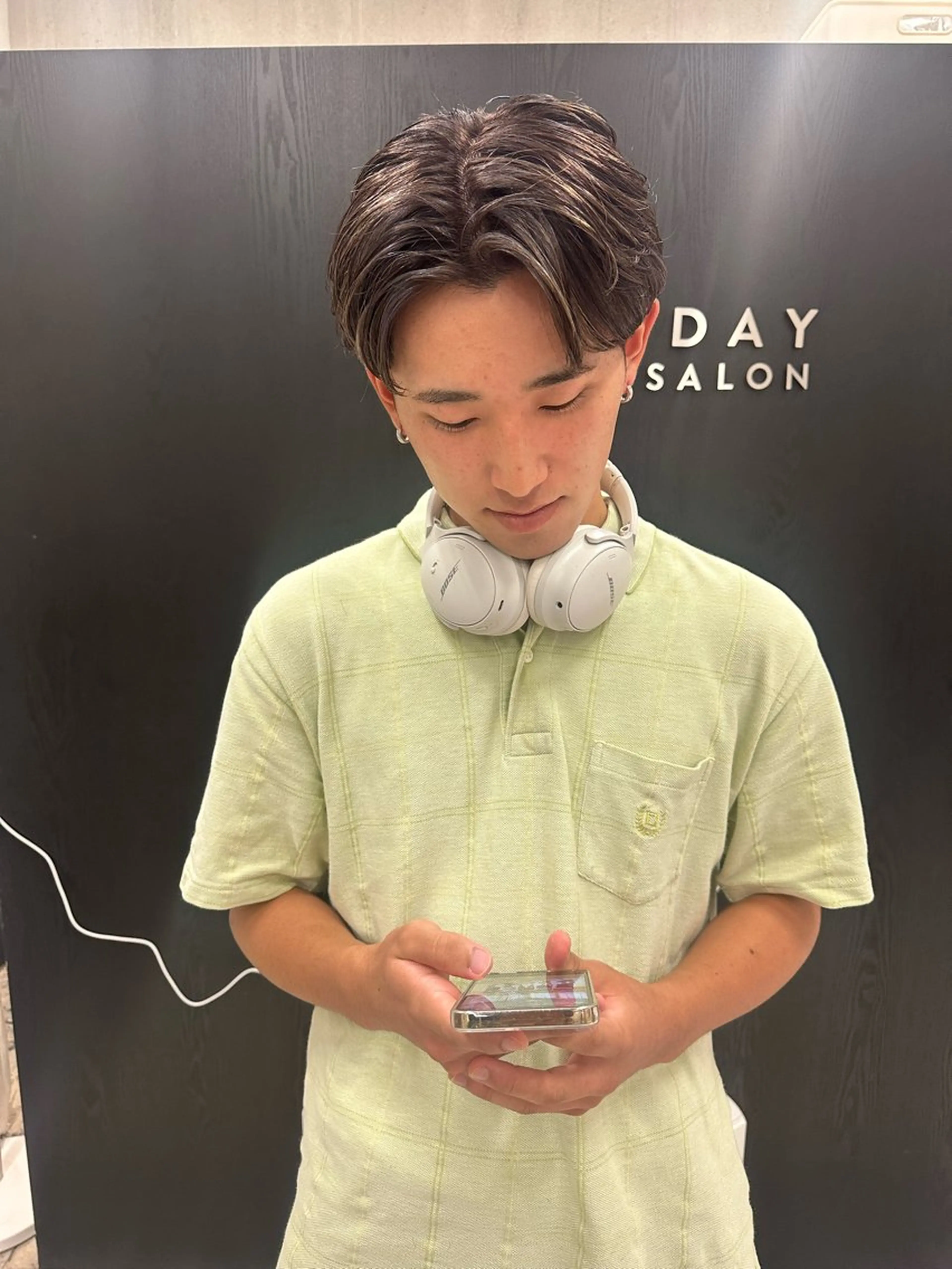 カラー メンズ メンズハイライト ハイライトカラー カット ヘアカラー トリートメント CUT LINE所属・ヘアドネーション/ ショート・ボブのヘアスタイル