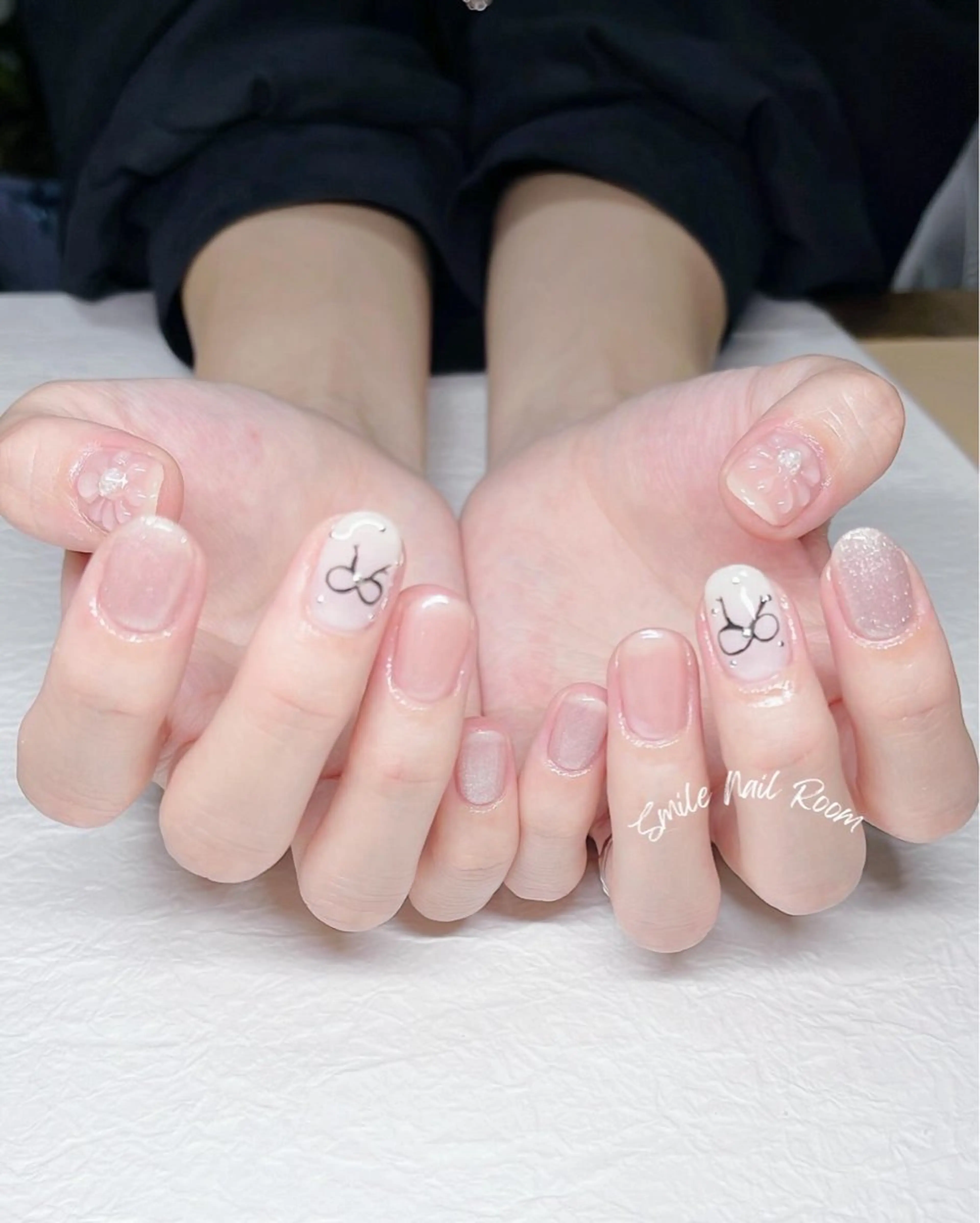 ネイル アートネイル マグネットネイル ミラーネイル Smile Nail Roomのネイルデザイン