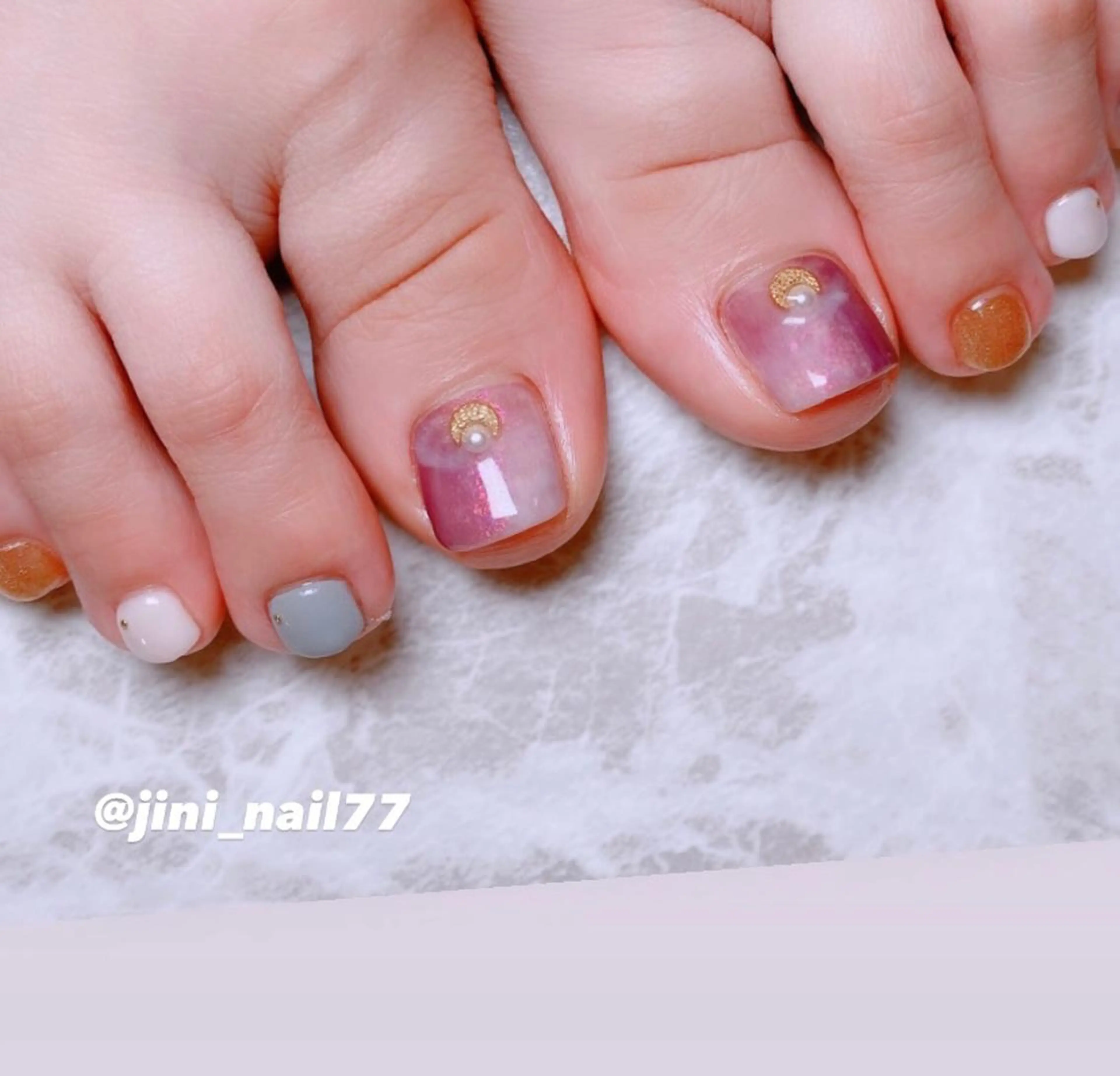 ネイル フットネイル JINI NAIL所属・ジニ ネイルのネイルデザイン