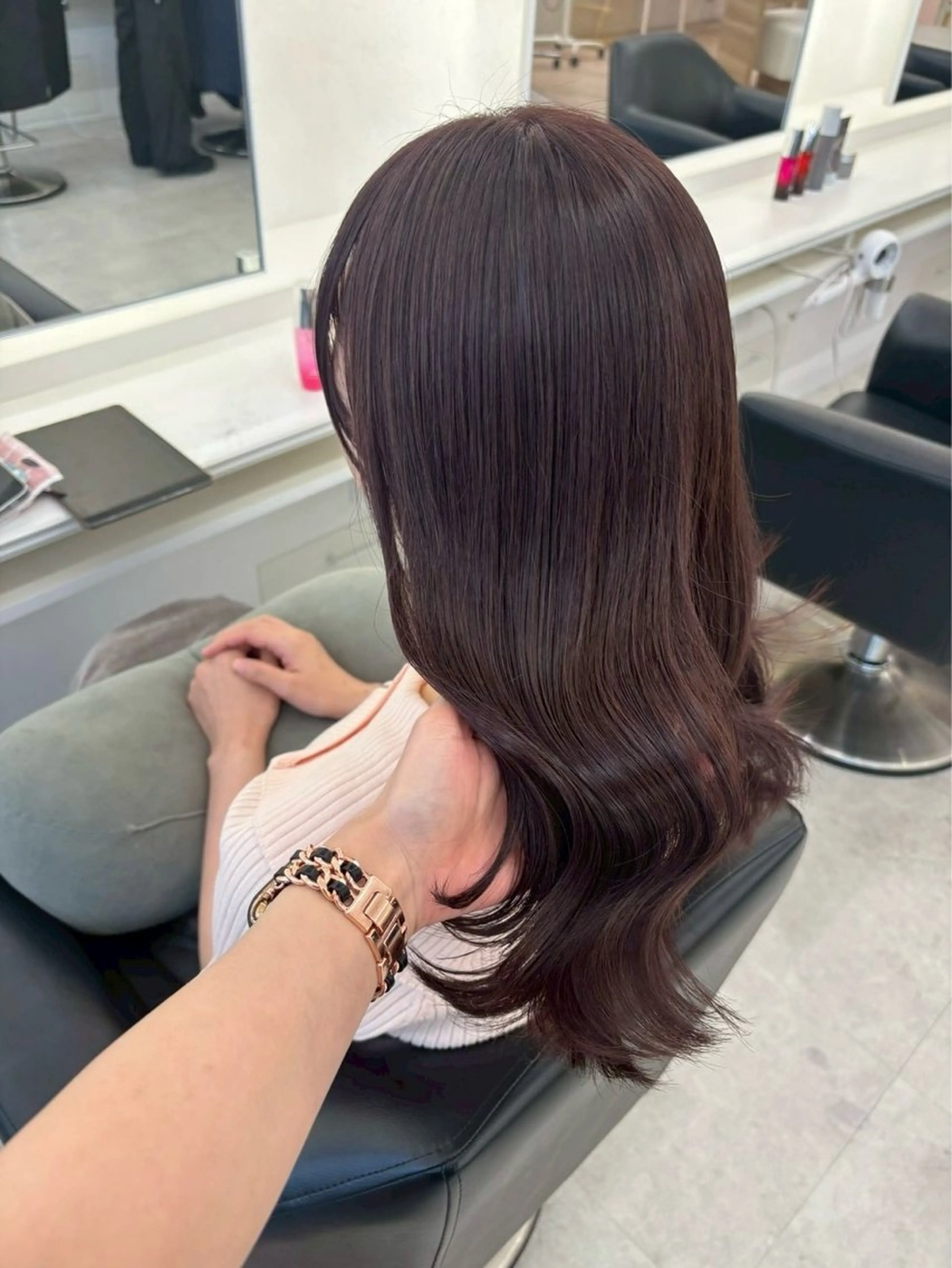 セミロング カラー ヘアカラー ParveMix 楠本結菜のヘアスタイル