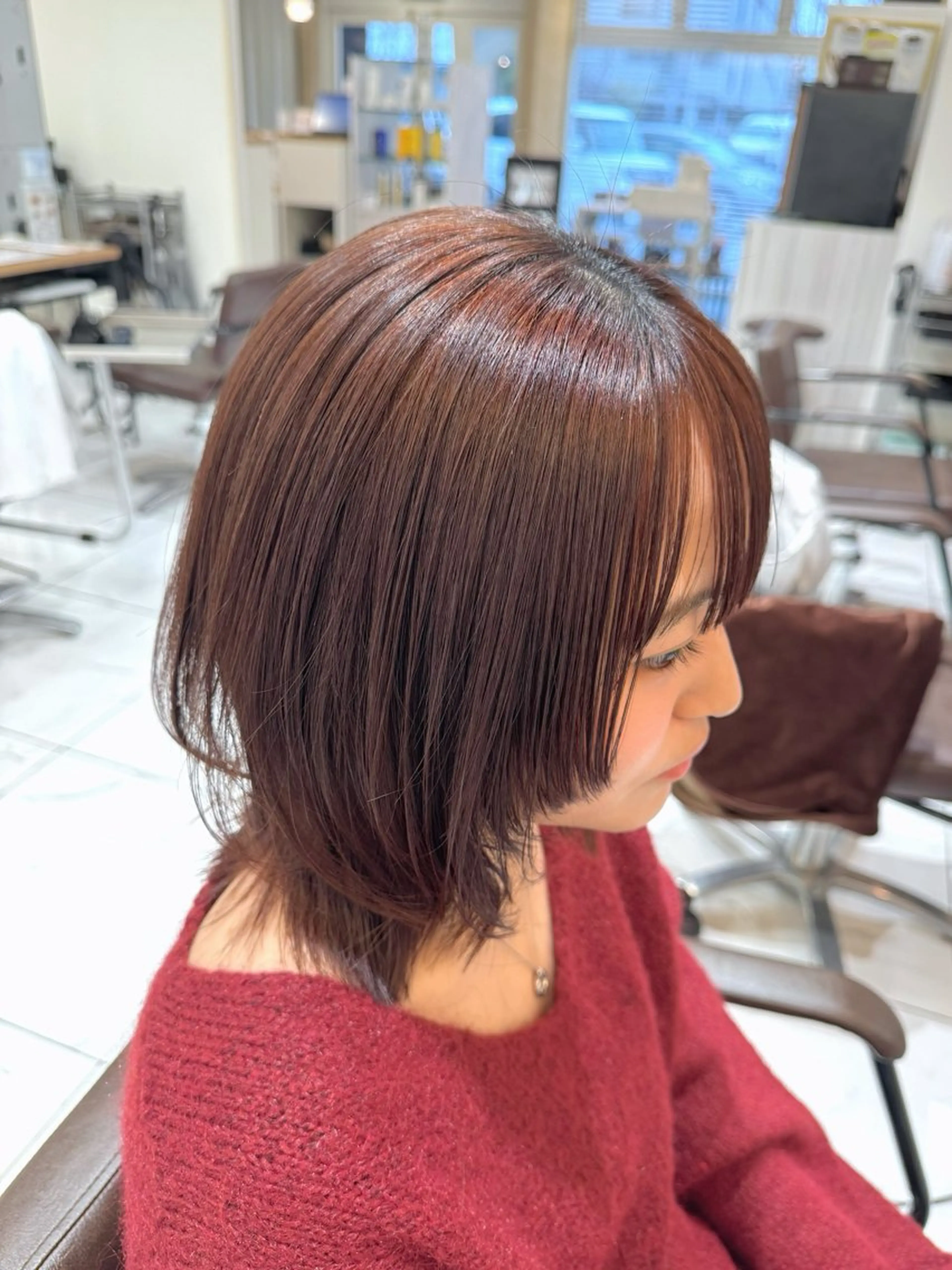 ミディアム 八木 菜美のヘアスタイル