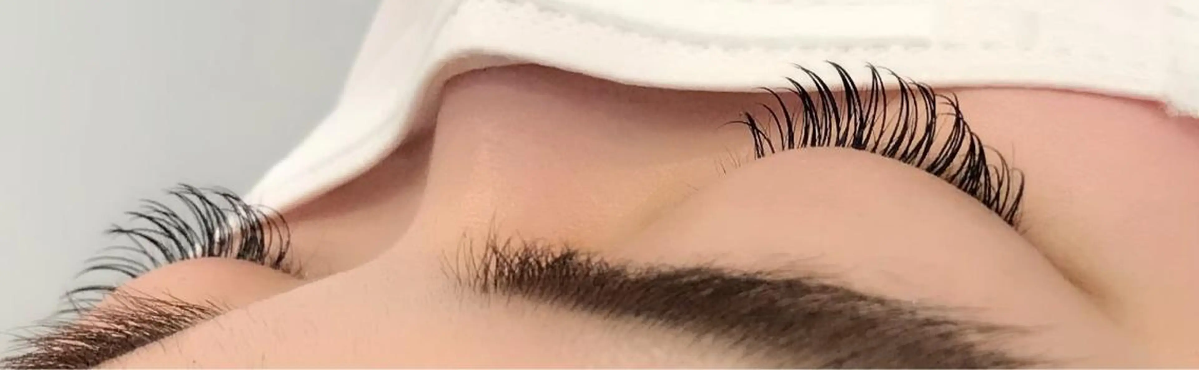 マツエク・マツパ 岡田詩織 MODE Ks松原店のヘアスタイル