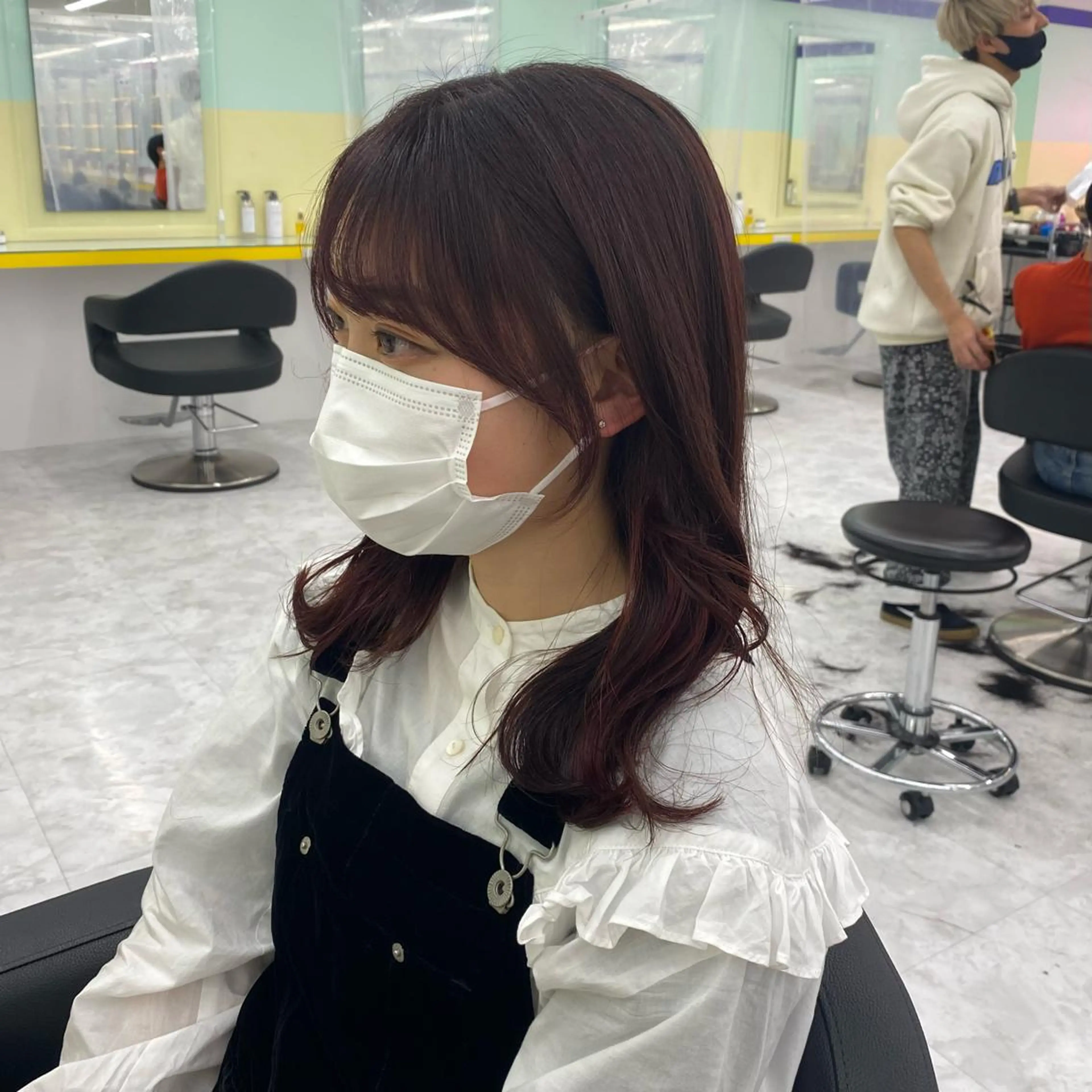 ロング カラー パーマ ヘアアレンジ メンズ キッズ ネイル マツエク・マツパ アイブロウ ブラウンカラー ピンクカラー ピンクブラウン カラーマツエク 顔周りカット Lumo所属・💖横浜ブリーチなし 💖MIHOのヘアスタイル