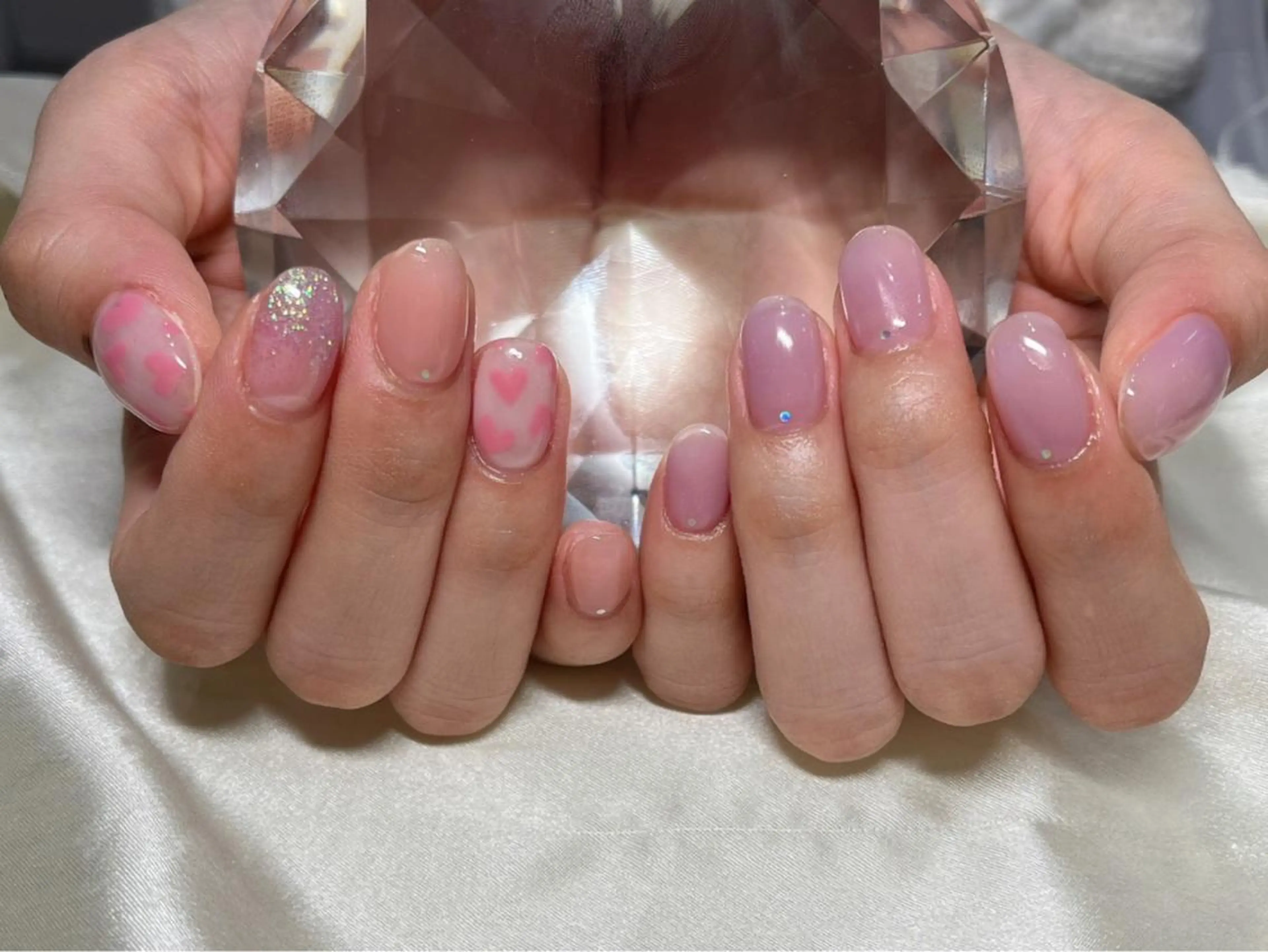 ネイル マツエク・マツパ アイブロウ 韓国風マツエク パリジェンヌラッシュリフト まつげパーマ ワンホンマツエク 長さ出し ハンドネイル Nail&eye Belire 新宿のネイルデザイン