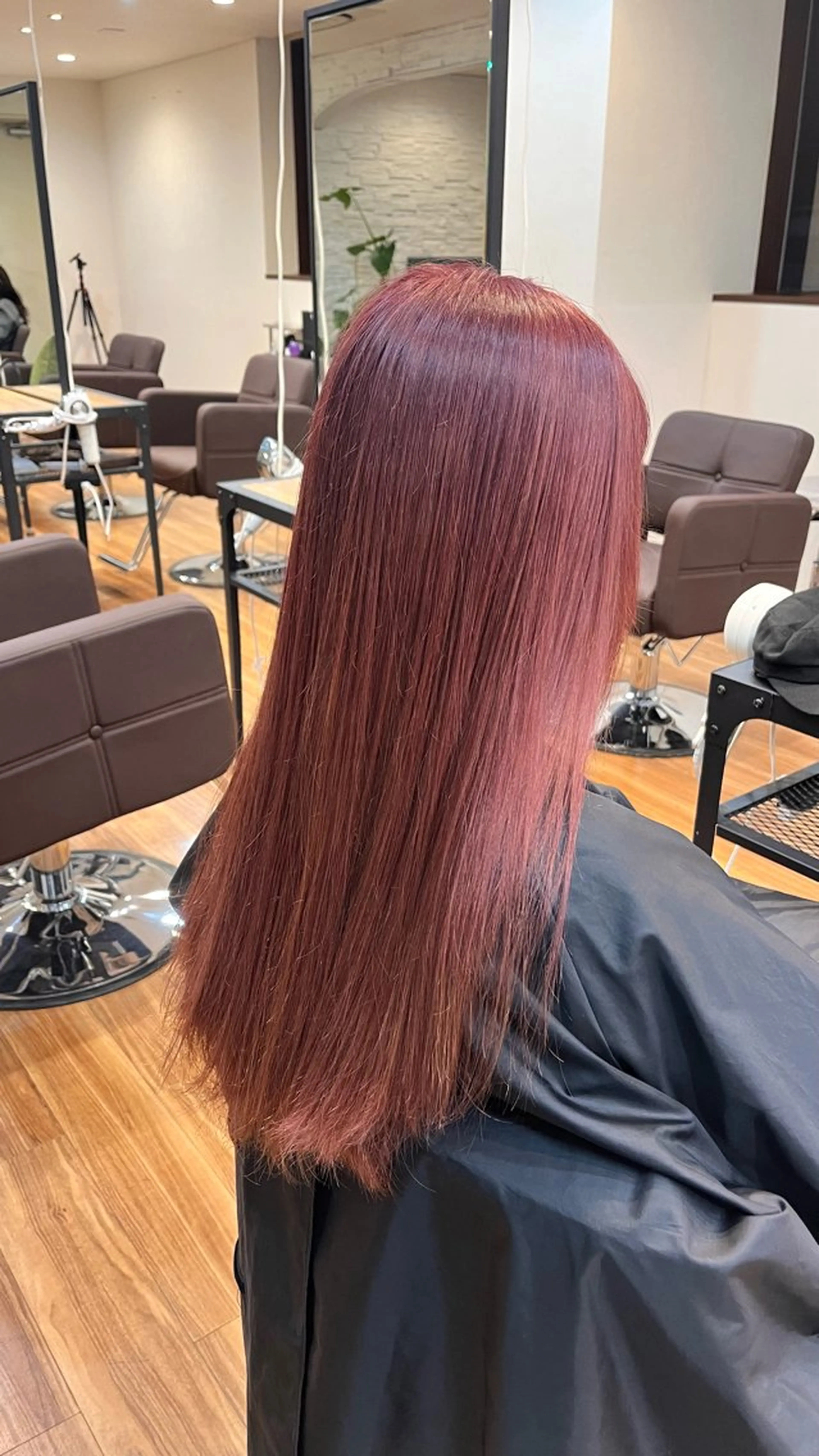 ロング カラー 須佐美 悠仁のヘアスタイル