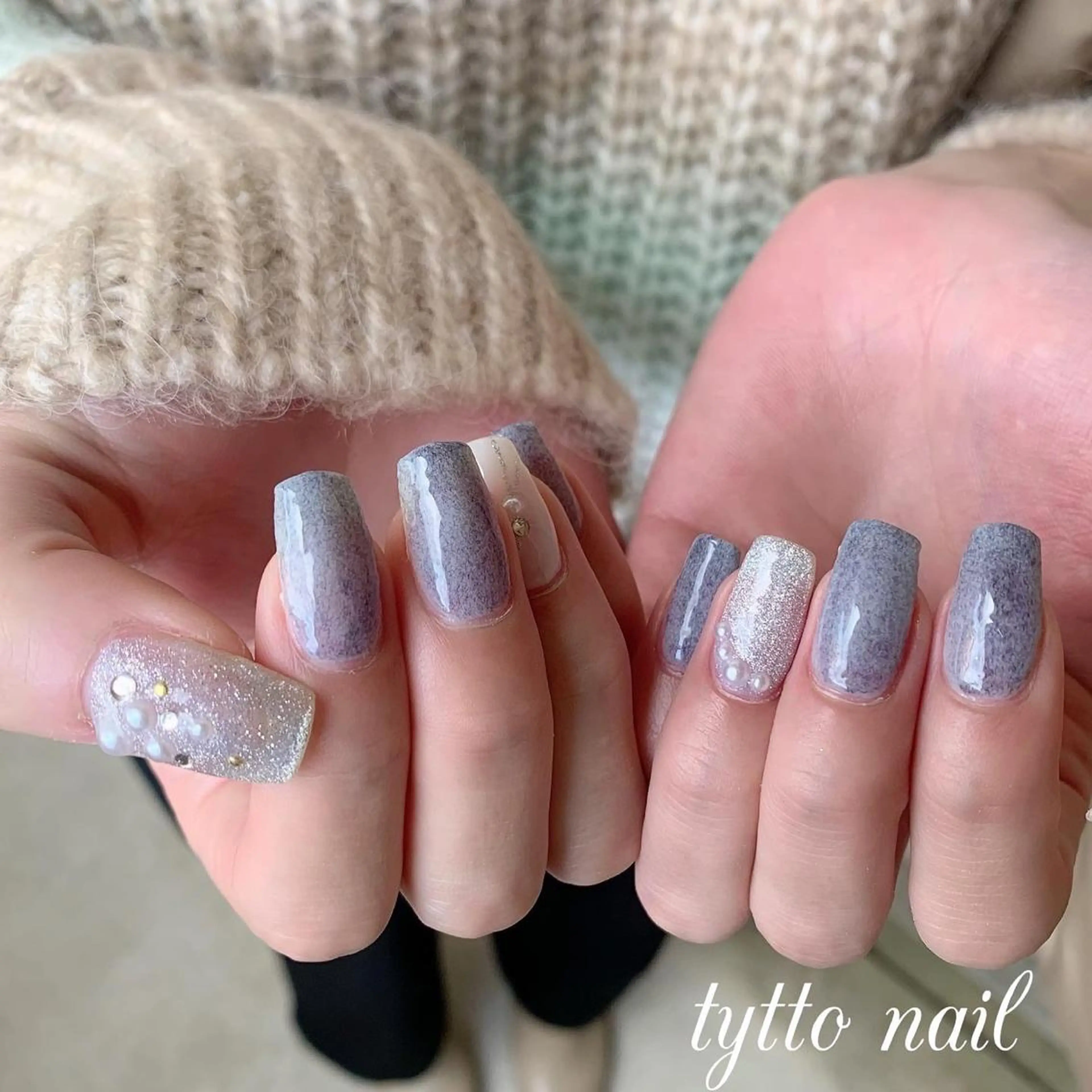 ネイル ブルー オフィスネイル 冬ネイル クリスマス ハンドネイル tytto nail ❤︎‪‪eri‪‪のネイルデザイン