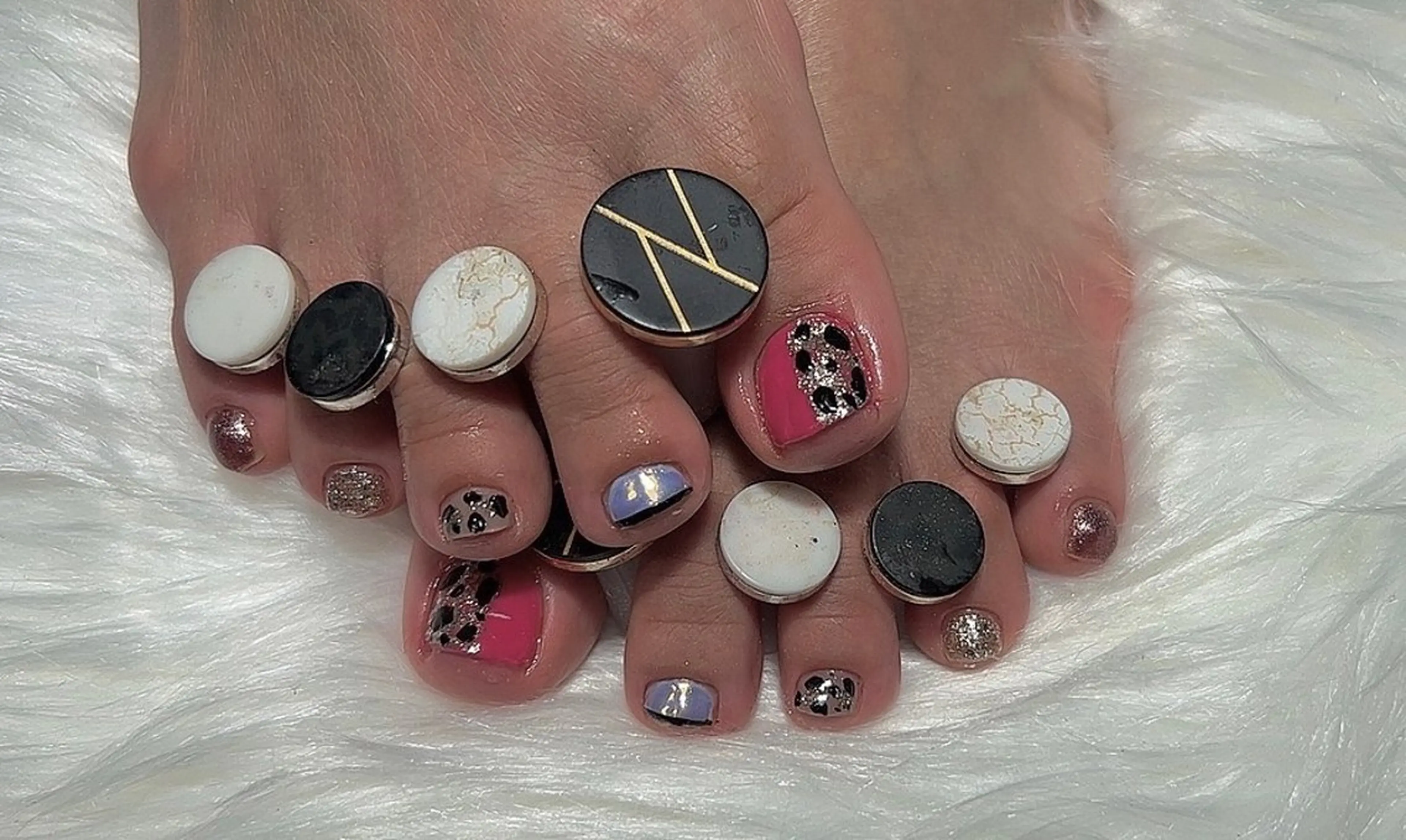 ネイル アニマル柄 フットネイル Ruana Nailのネイルデザイン