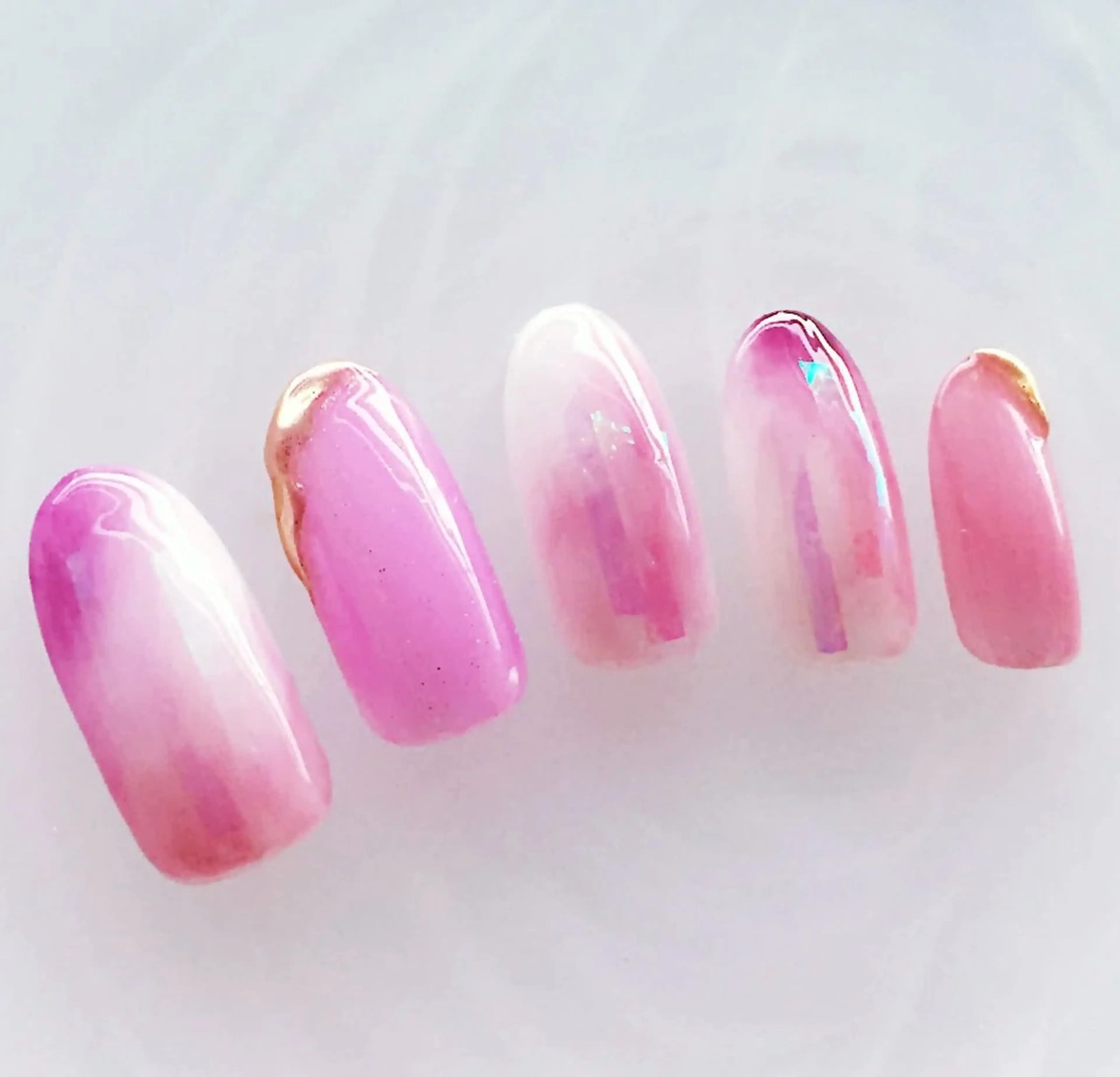 ネイル ハンドネイル saron  Rubyのネイルデザイン