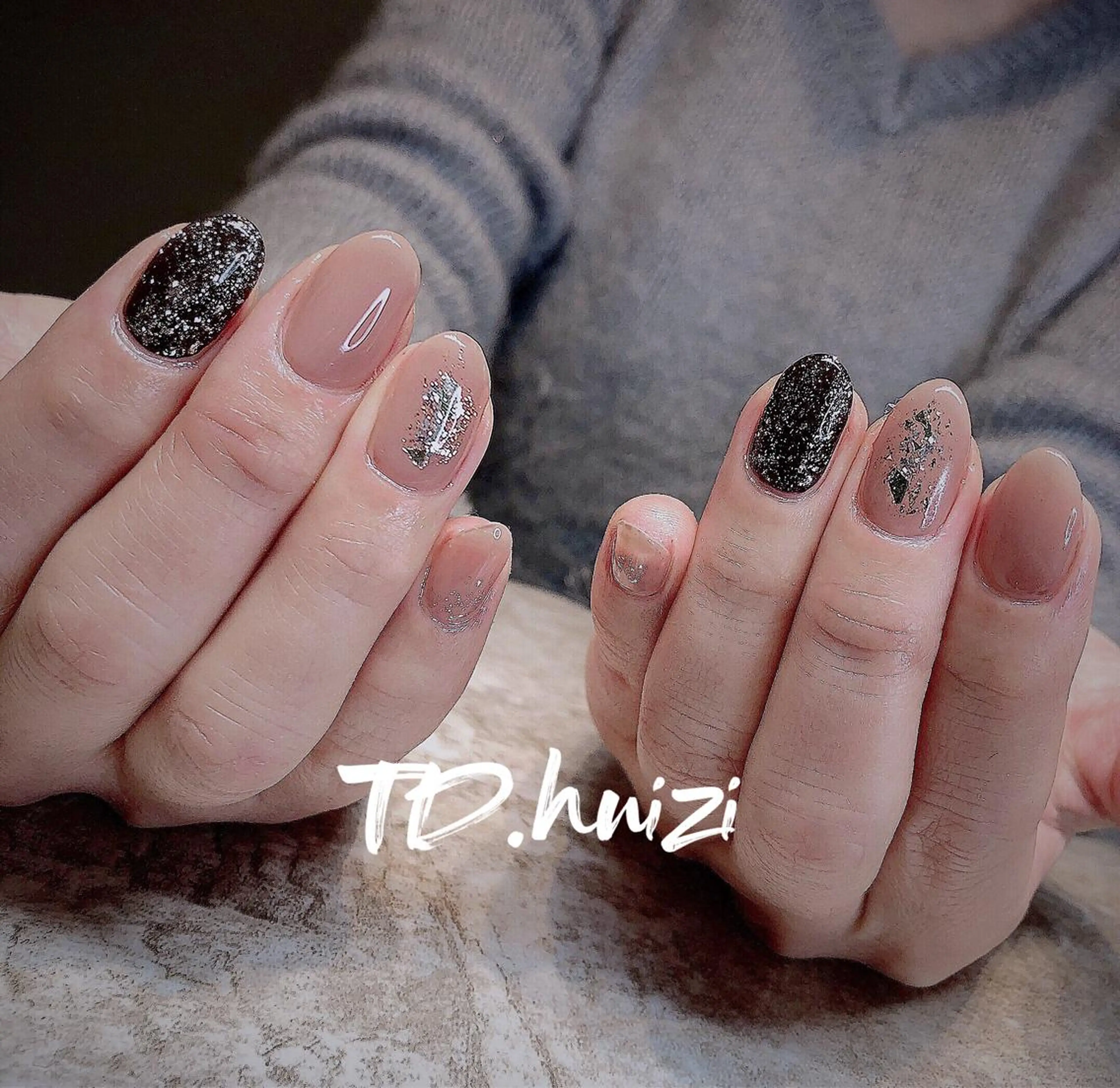 ミディアム めぐみのネイルサロン 惠のネイルデザイン