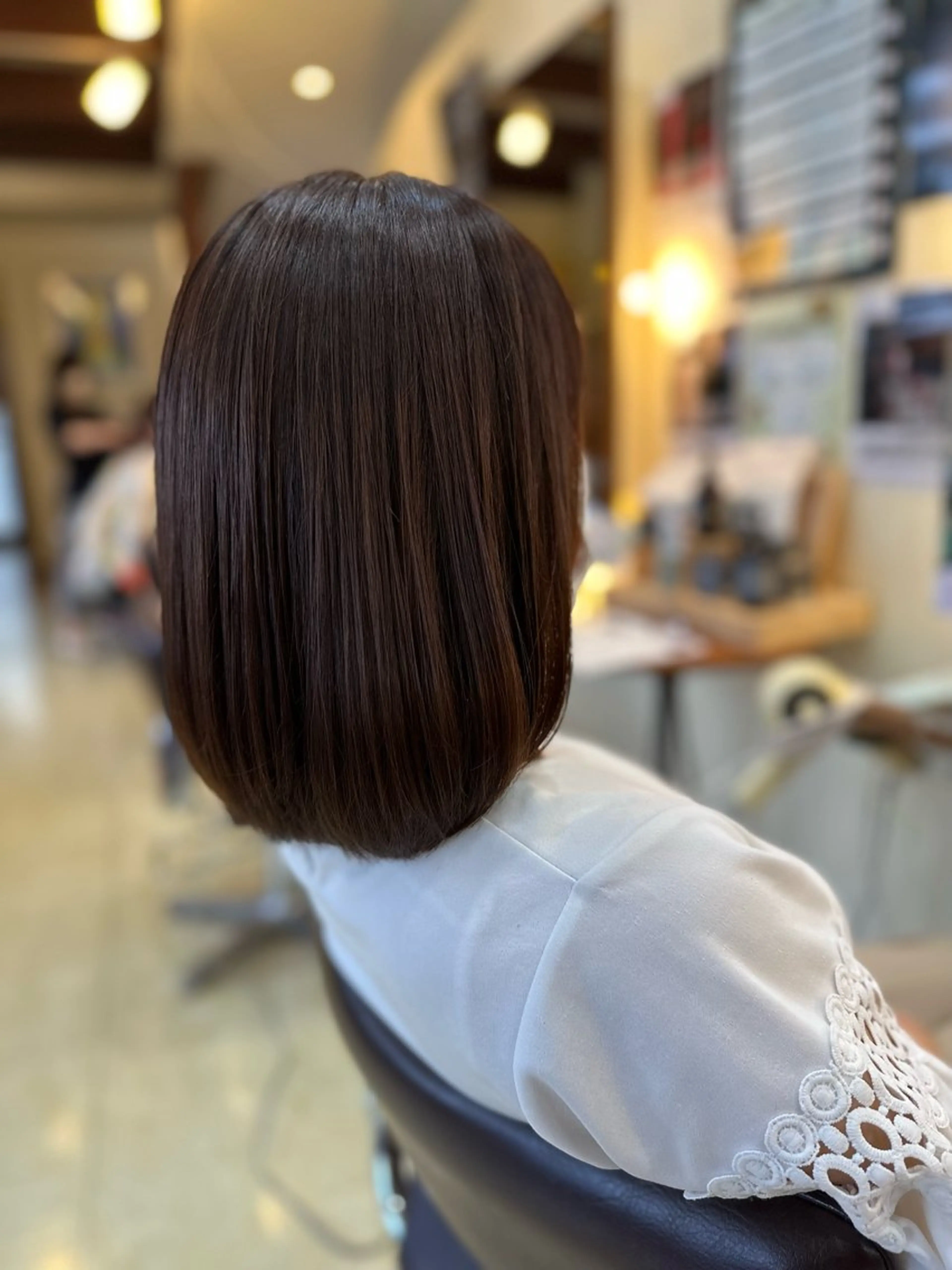 ミディアム カラー ベージュカラー hair&makeRIHGA所属・鈴木希優 /ハイトーンカラーのヘアスタイル