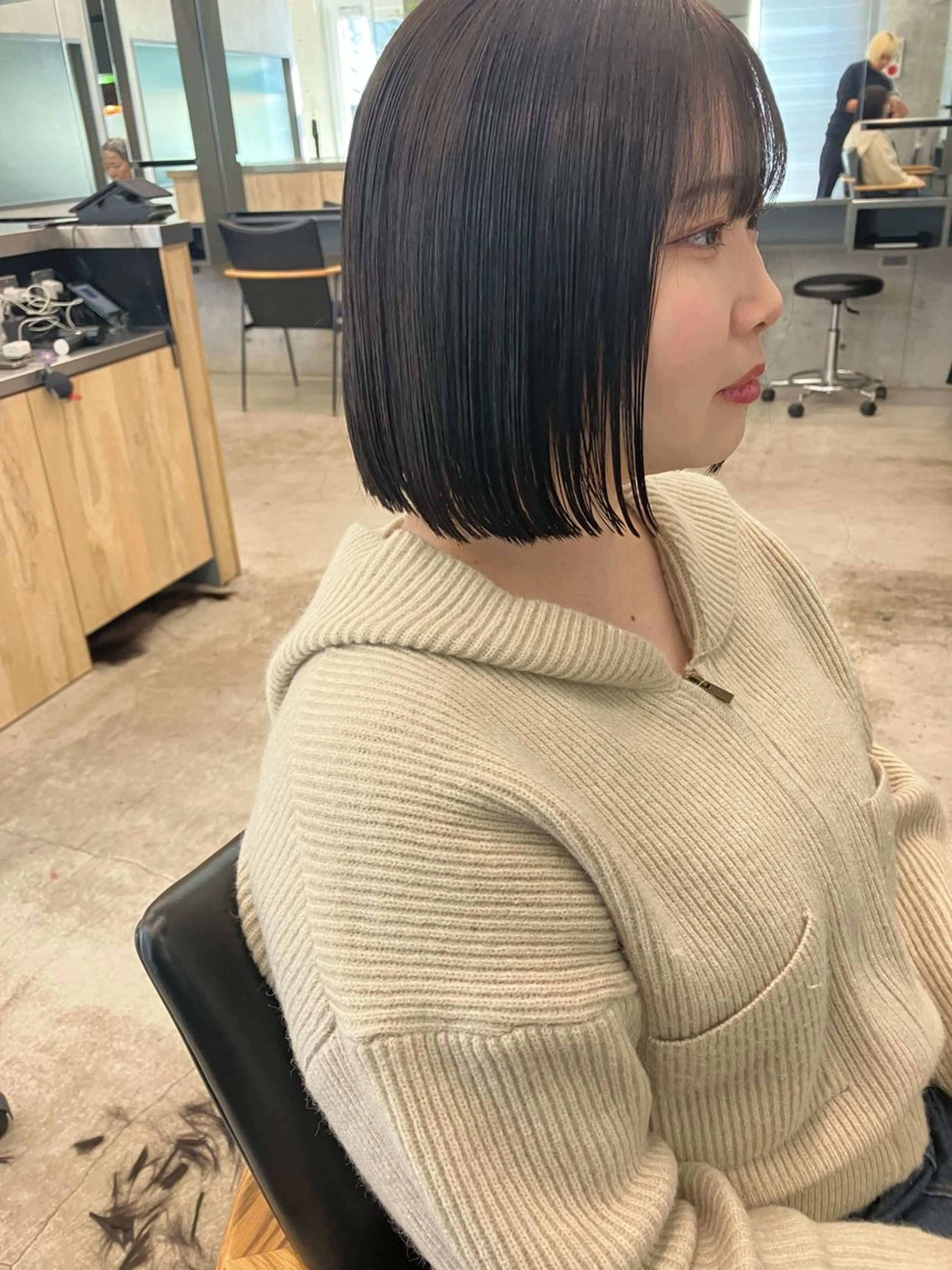 ショート 似合わせカットカラー 👩MINAのヘアスタイル